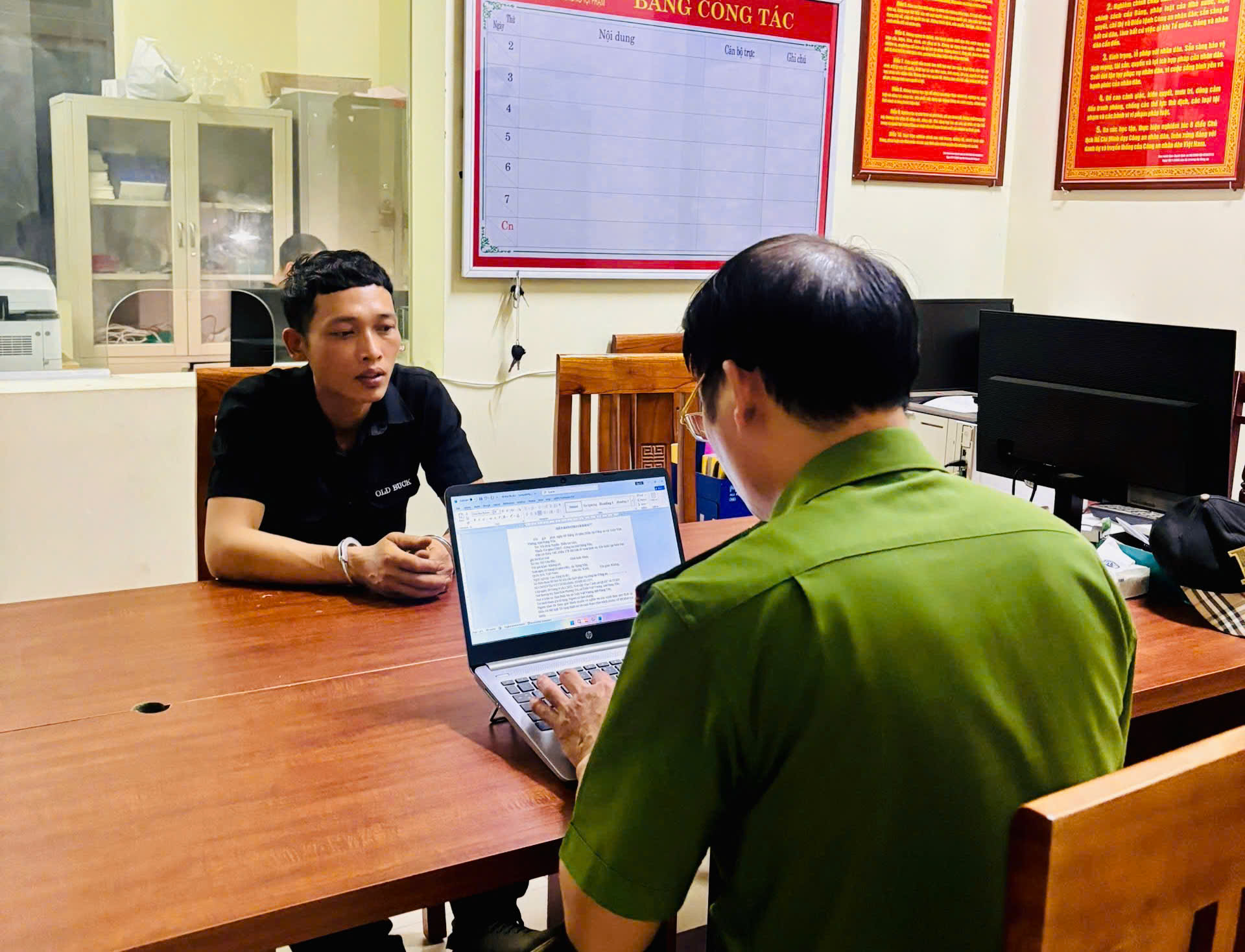 Công an xã Triệu Việt Vương tích cực phối hợp đấu tranh, phòng, chống tội phạm về ma túy