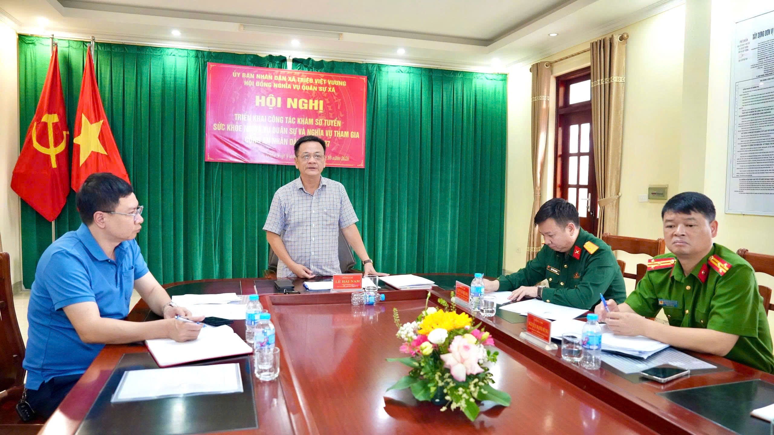 Công an xã Triệu Việt Vương tham mưu triển khai công tác khám sơ tuyển sức khỏe nghĩa vụ quân sự và nghĩa vụ tham gia Công an nhân dân năm 2027