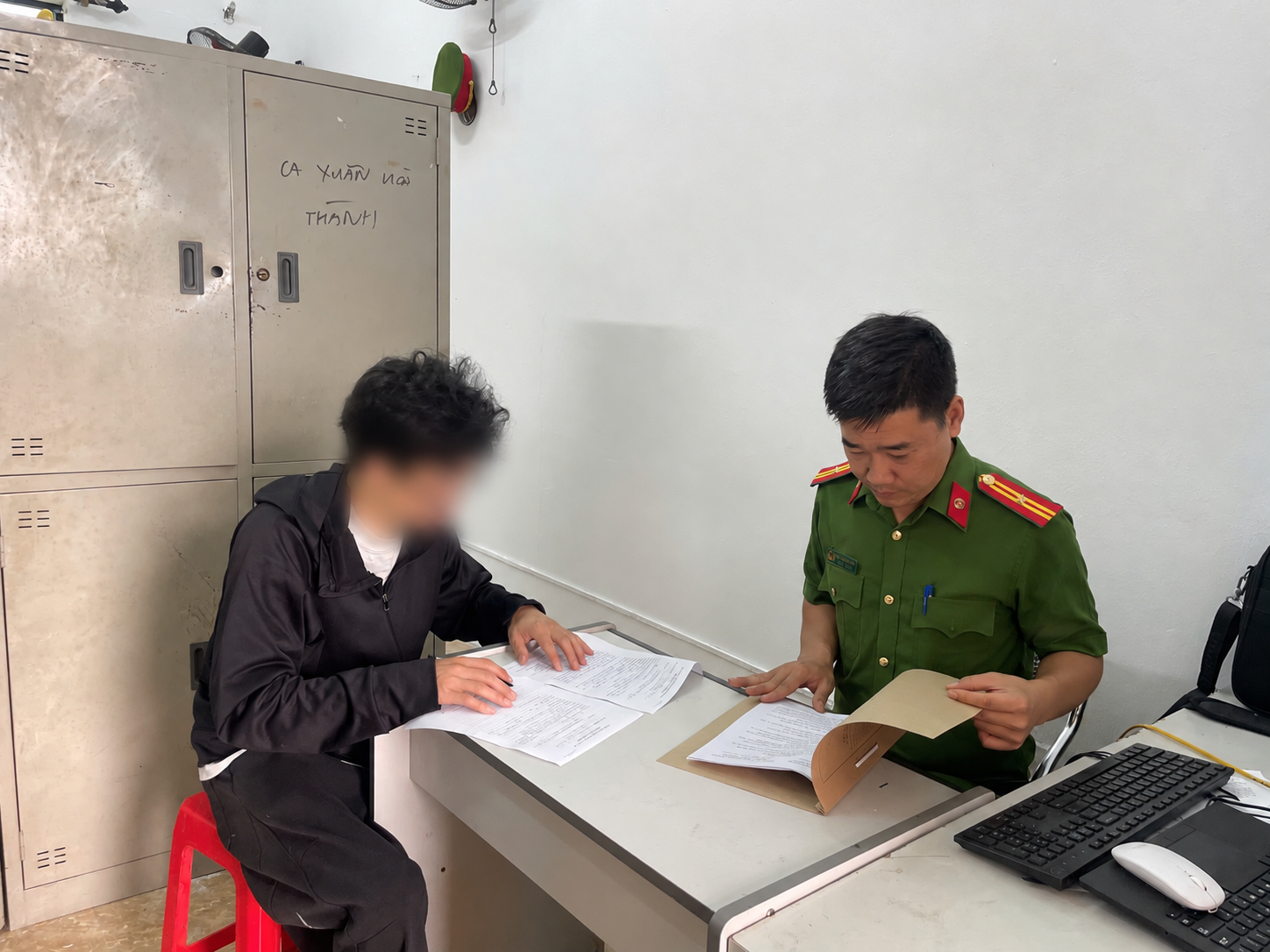 Công an xã Vạn Xuân tăng cường công tác quản lý, giám sát, giáo dục người chấp hành án hình sự tại cộng đồng trên địa bàn