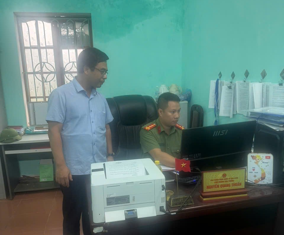 Công an xã Vạn Xuân tăng cường kiểm tra công tác bảo vệ bí mật nhà nước tại các cơ quan, đơn vị