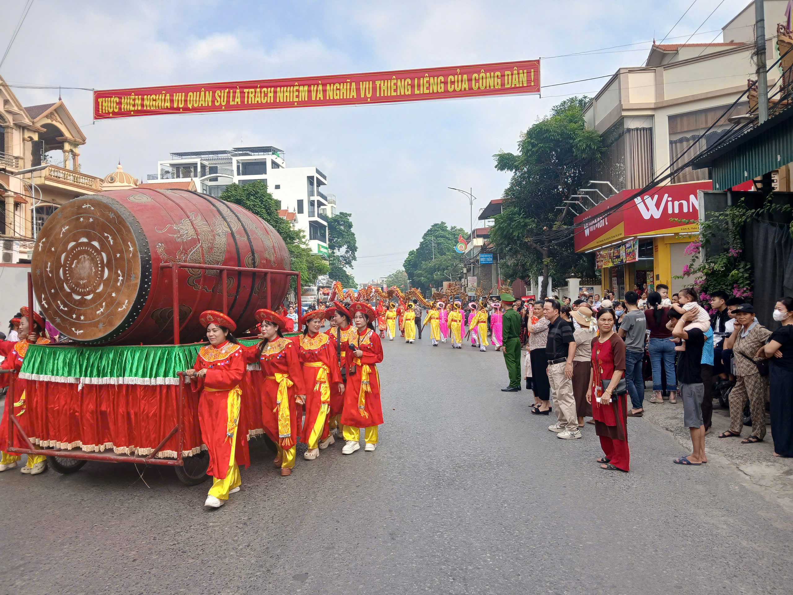 Công an xã Việt Tiến: Bảo đảm an ninh, trật tự Lễ hội truyền thống Đền An Lạc và Đình Vân Ngoại