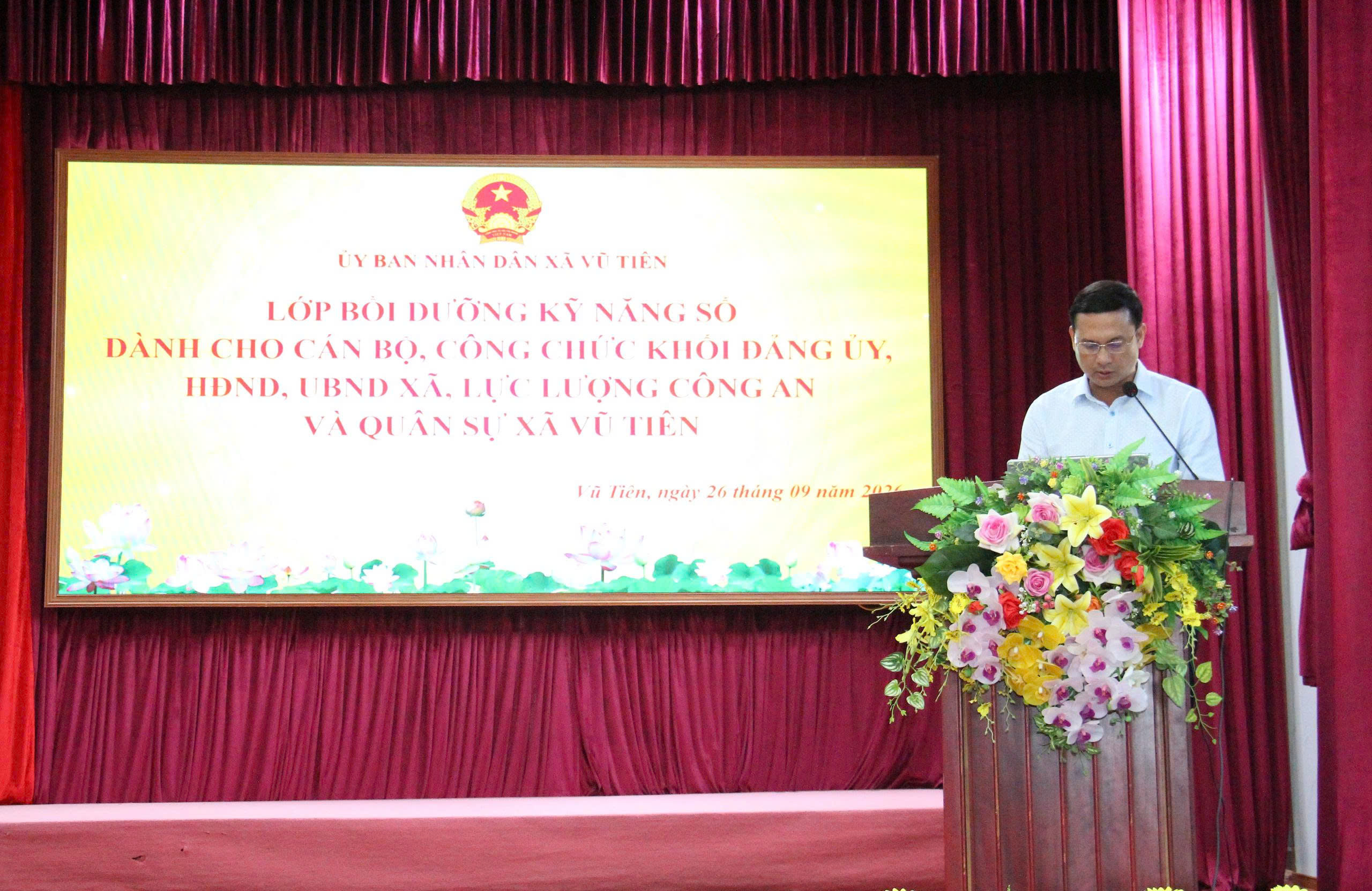 Công an xã Vũ Tiên tham mưu tổ chức tập huấn nâng cao kỹ năng số, bảo đảm an toàn trong chuyển đổi số trên địa bàn xã năm 2026