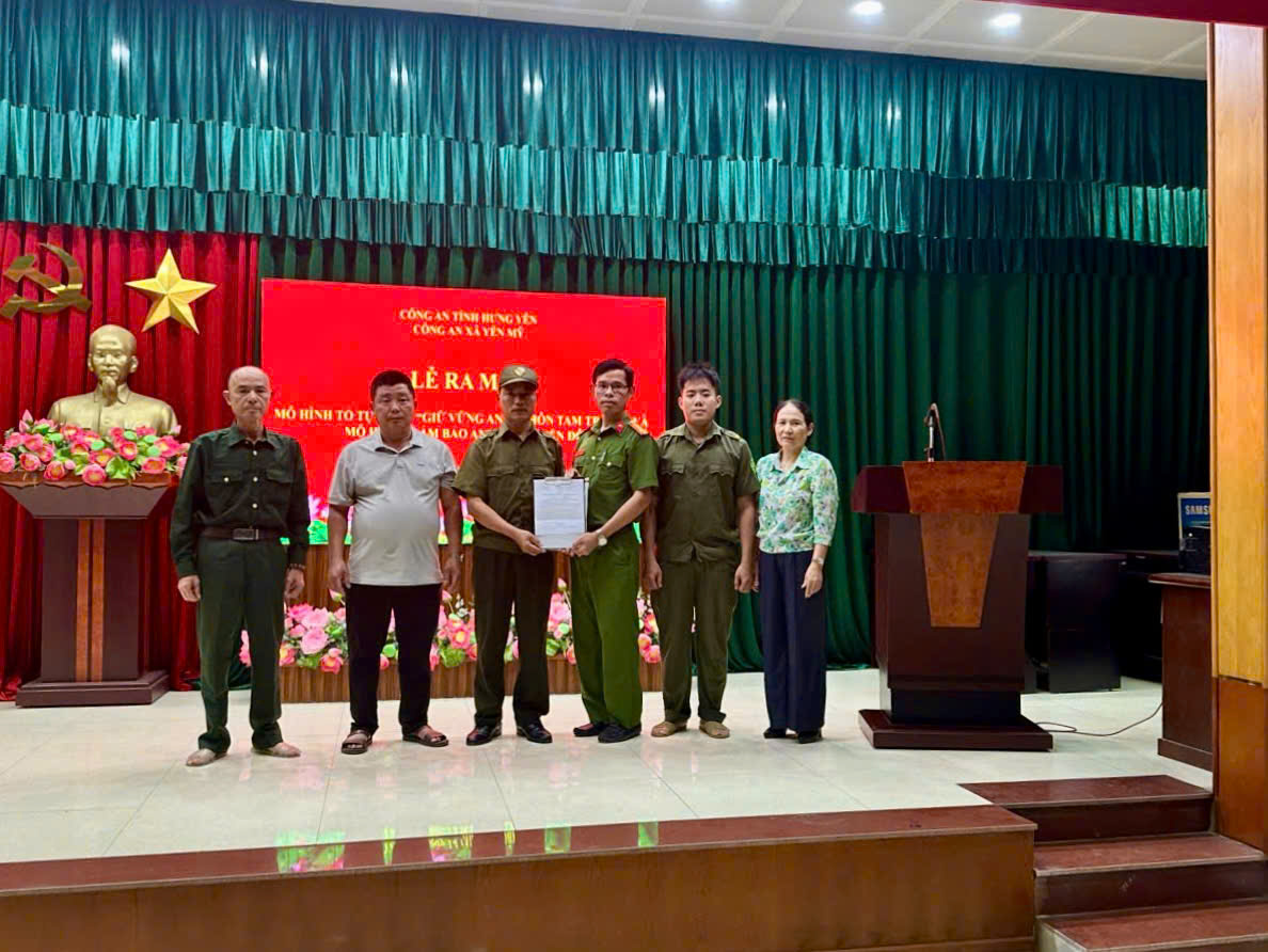 Công an xã Yên Mỹ tổ chức Lễ ra mắt 02 mô hình tự quản về bảo vệ an ninh, trật tự tại thôn Tam Trạch và thôn Yến Đô