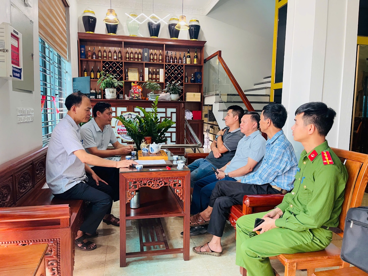 Công an xã Diên Hà không để thông tin sai lệch ảnh hưởng đến hoạt động sản xuất, kinh doanh của người dân