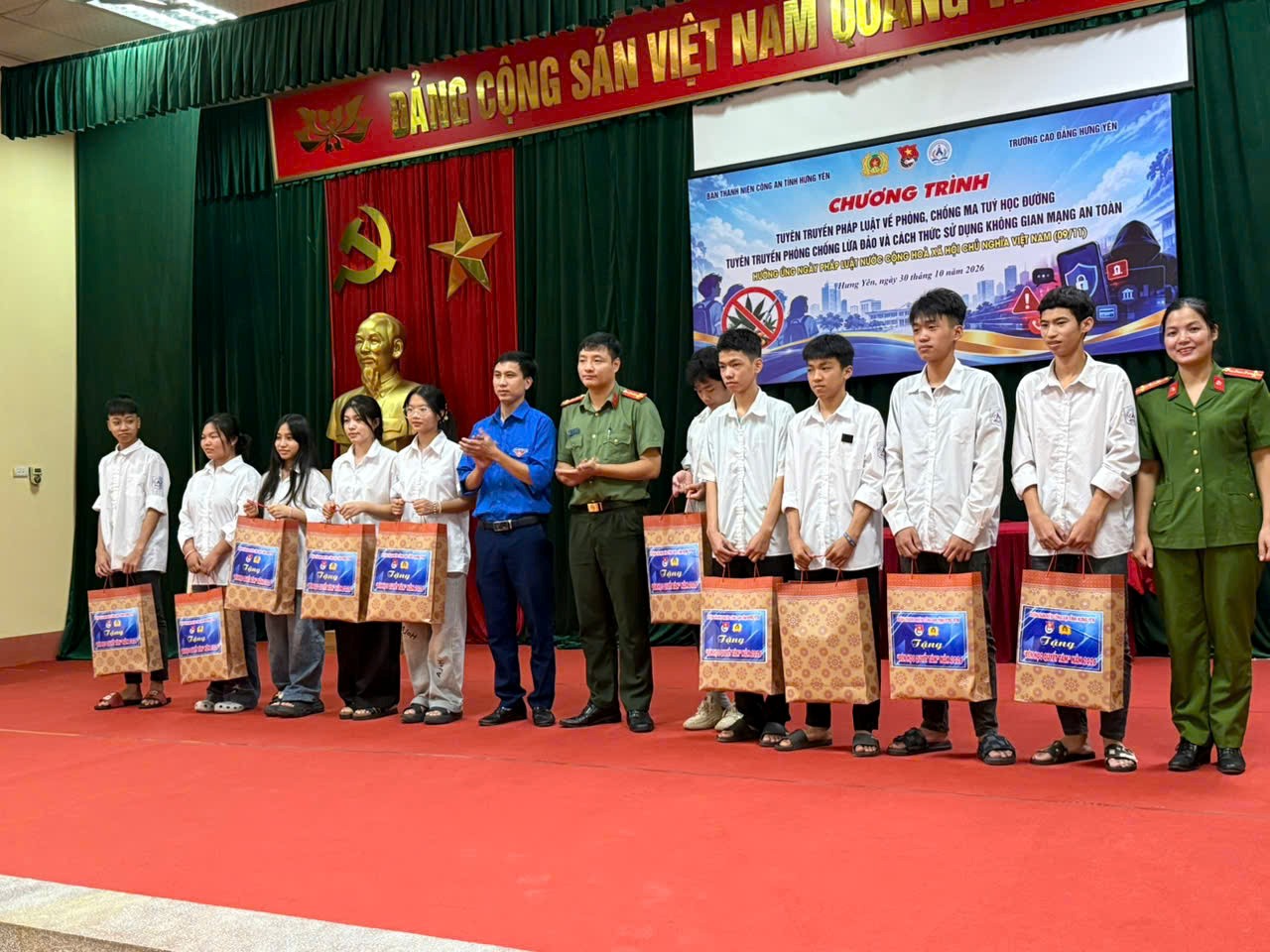 Tuyên truyền phòng, chống lừa đảo và cách thức sử dụng không gian mạng an toàn
