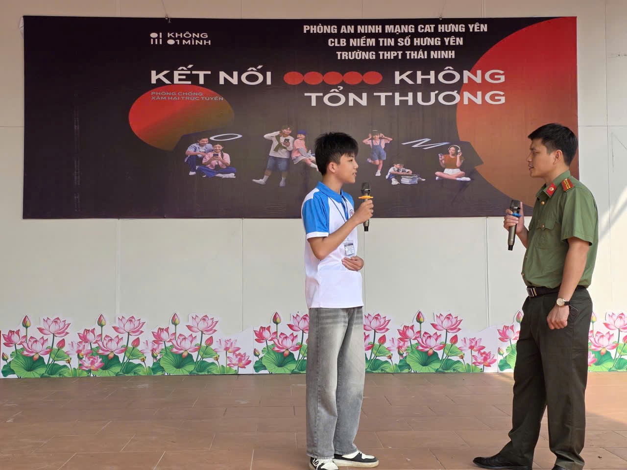 Trường THPT Thái Ninh hưởng ứng Chiến dịch “Không Một Mình” năm 2026