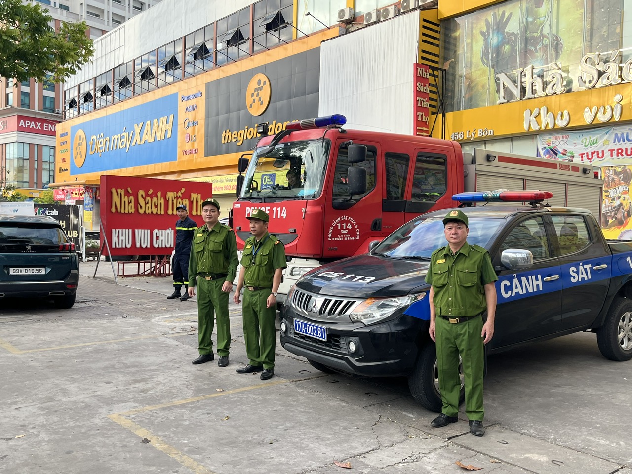 Lực lượng Cảnh sát 113 Công an tỉnh Hưng Yên ra quân bảo đảm ANTT, hỗ trợ giao thông ngày lễ khai giảng 5/9
