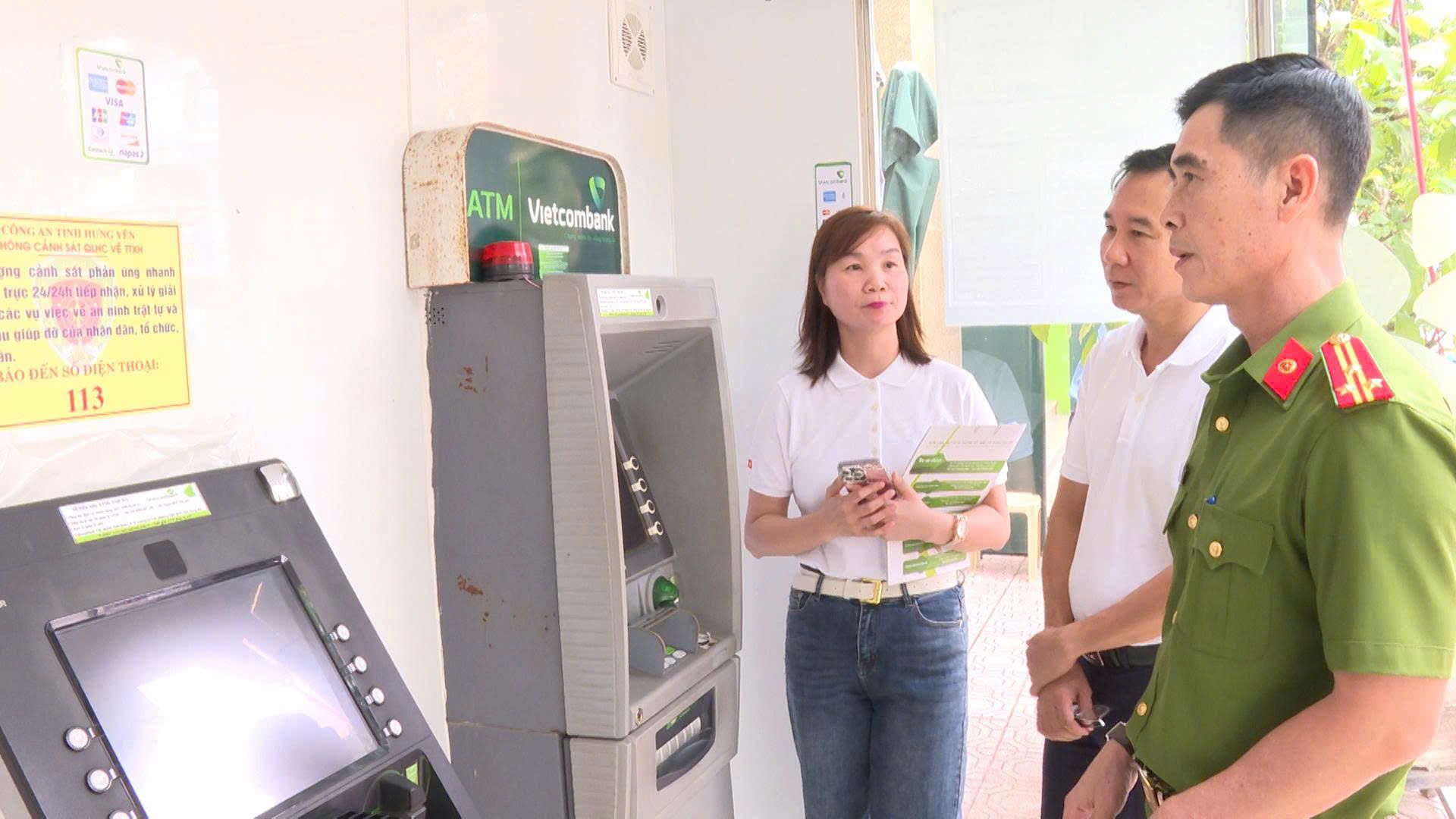 Phòng Cảnh Sát QLHC về TTXH tổ chức hội nghị ký kết Quy chế phối hợp bảo đảm an ninh, trật tự với Ngân hàng VietcomBank chi nhánh Thái Bình.