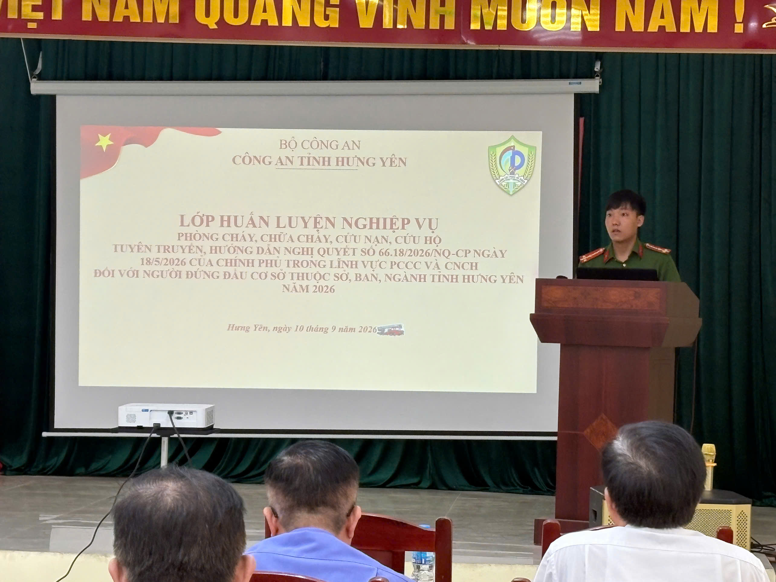 Phòng Cảnh sát phòng cháy, chữa cháy và cứu nạn, cứu hộ tổ chức huấn luyện nghiệp vụ PCCC và CNCH cho người đứng đầu cơ sở, Đội PCCC và CNCH cơ sở thuộc Sở, Ban, Ngành tỉnh Hưng Yên năm 2026