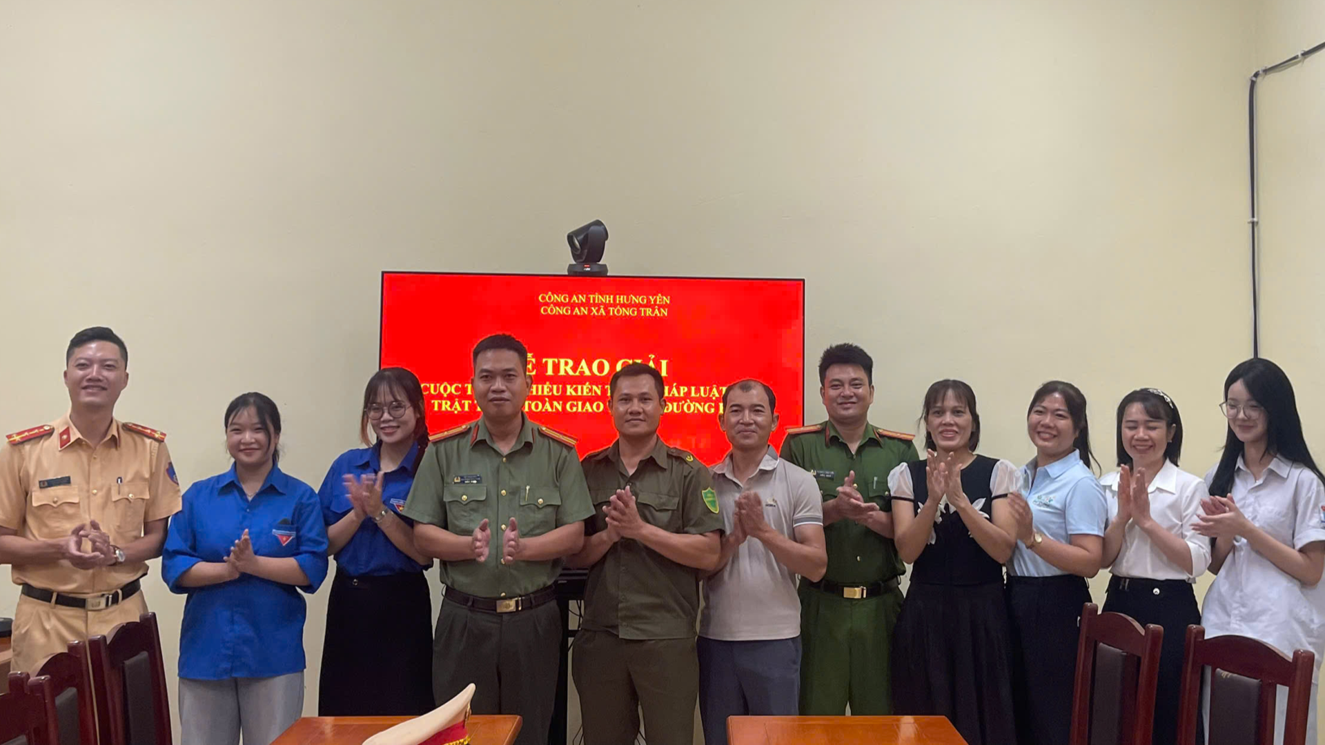 Sôi nổi cuộc thi tìm hiểu pháp luật về trật tự, an toàn giao thông tại xã Tống Trân