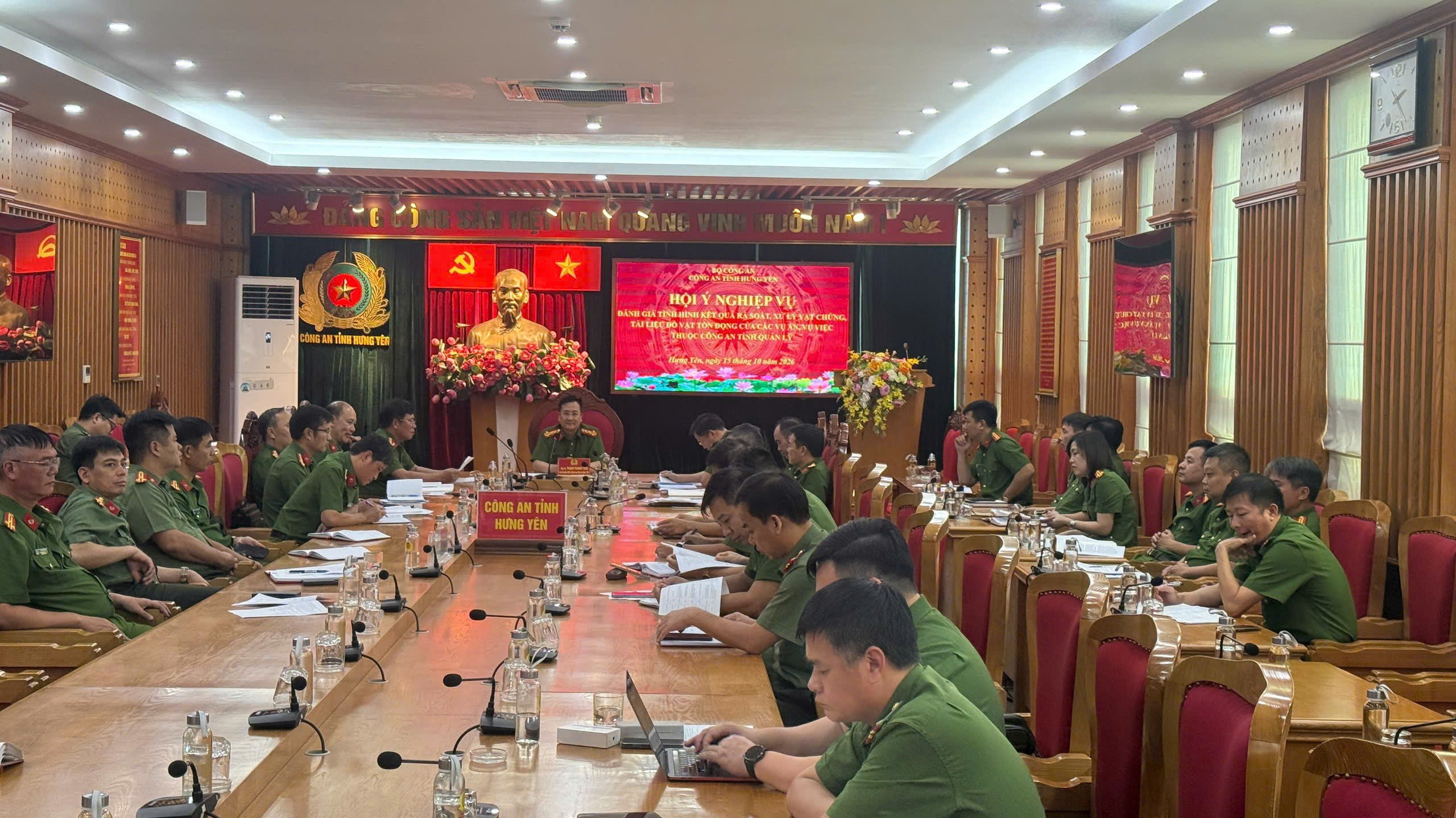 Phòng Cảnh sát Thi hành án hình sự và hỗ trợ tư pháp dưới sự chỉ đạo của Công an tỉnh Hưng Yên tổ chức thành công hội ý nghiệp vụ, nâng cao hiệu quả xử lý vật chứng, tài liệu, đồ vật tồn đọng năm 2026