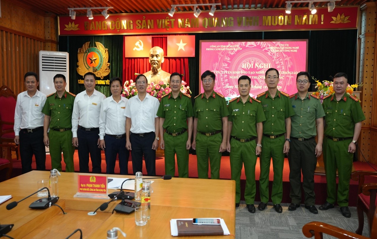Cơ quan Thi hành án hình sự Công an tỉnh làm việc với đoàn công tác của Cục Cảnh sát quản lý tạm giữ, tạm giam và Thi hành án hình sự tại cộng đồng, Bộ Công an về triển khai tư vấn, tuyển sinh cho nhóm đối tượng đặc thù tại tỉnh Hưng Yên