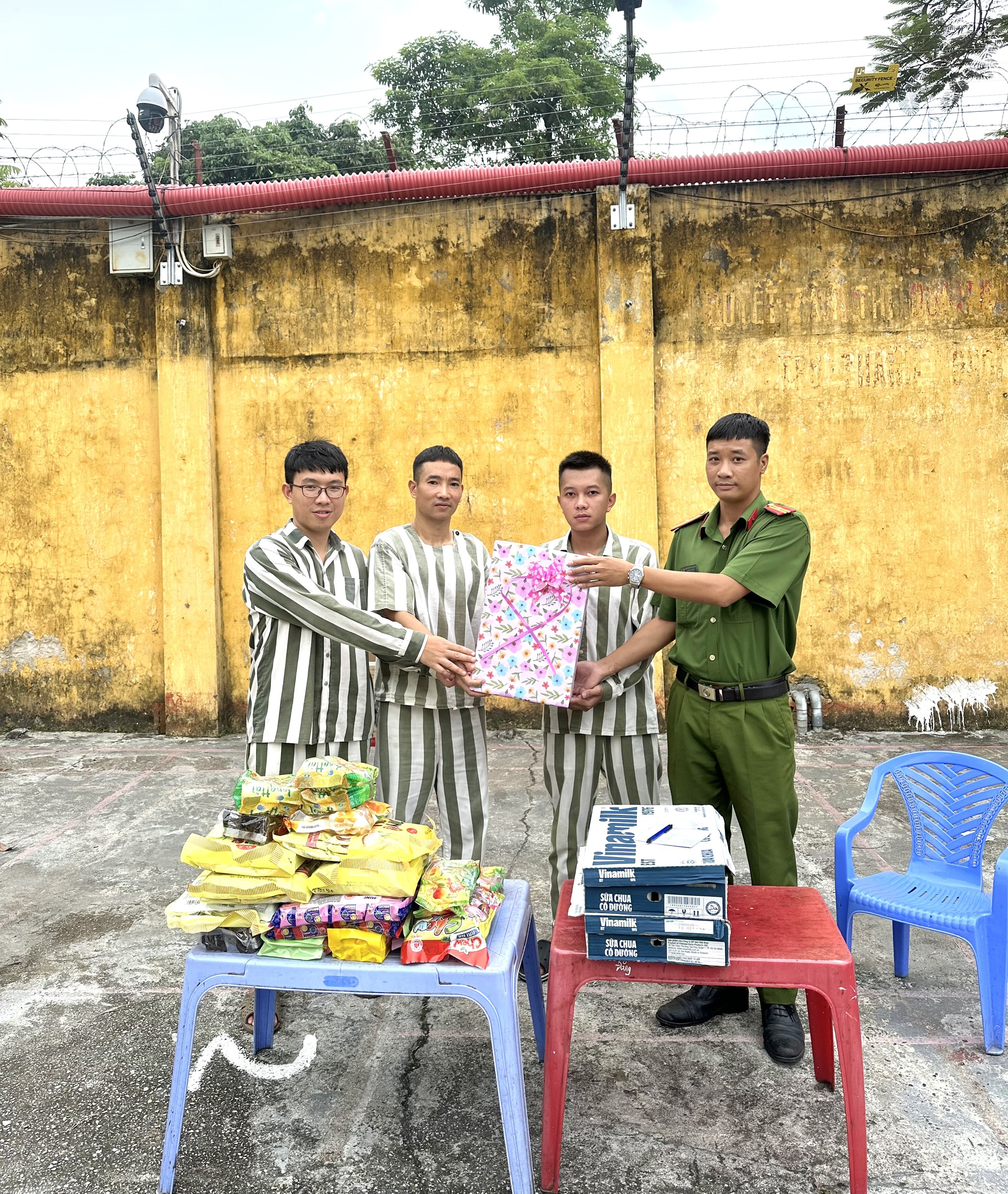 Trại tạm giam số 1 – Công an tỉnh Hưng Yên: Tổ chức giao lưu thể thao cho phạm nhân chào mừng 81 năm Quốc khánh nước Cộng hòa xã hội chủ Nghĩa Việt Nam (2/9/1945 – 2/9/2026) lan tỏa giá trị nhân văn qua hoạt động thể dục, thể thao cho phạm nhân theo đúng quy định của pháp luật