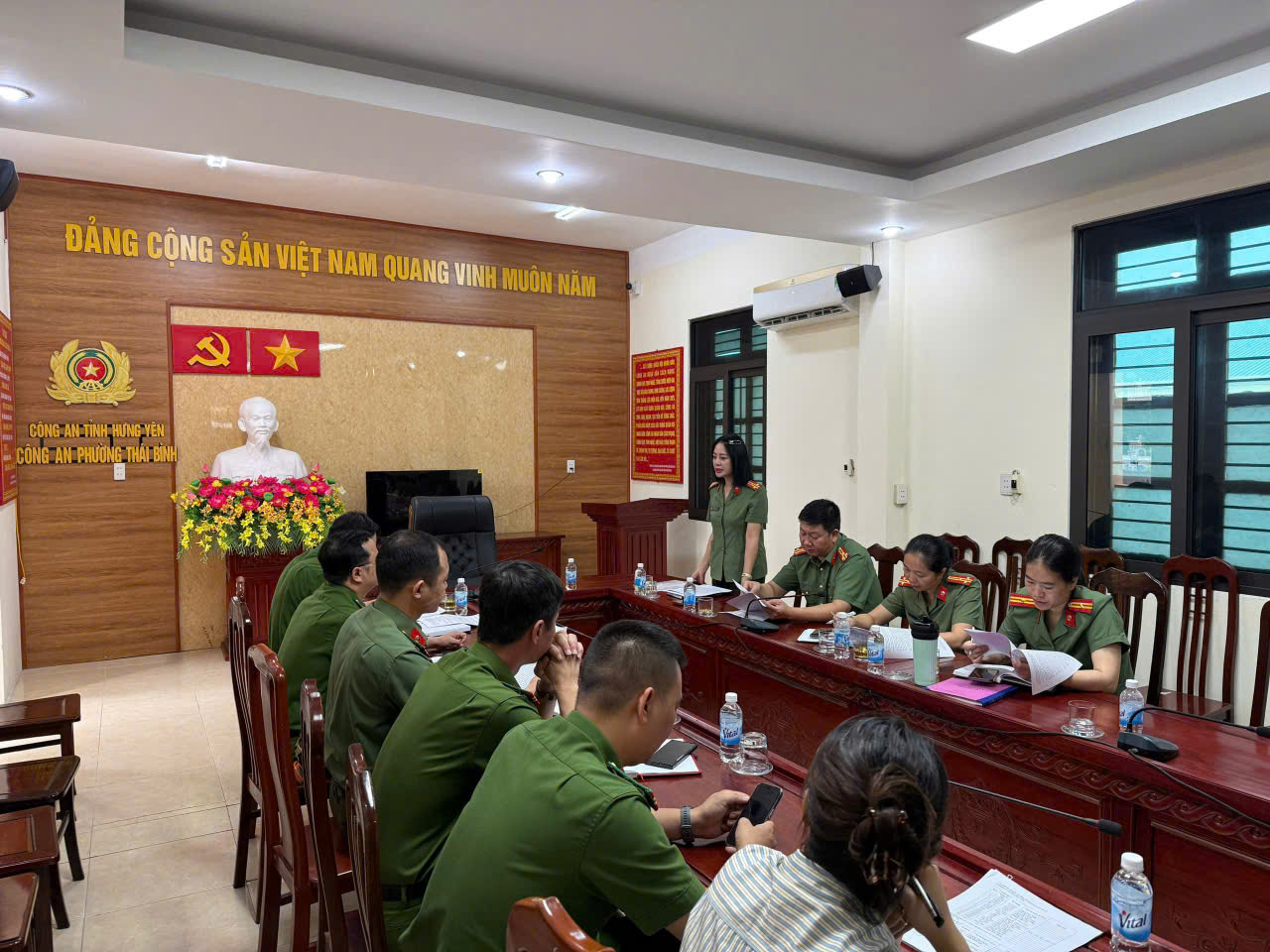 Phòng Hồ sơ nghiệp vụ  đã và đang triển khai đồng bộ, quyết liệt công tác kiểm tra, hướng dẫn tại các đơn vị nghiệp vụ và Công an các xã, phường