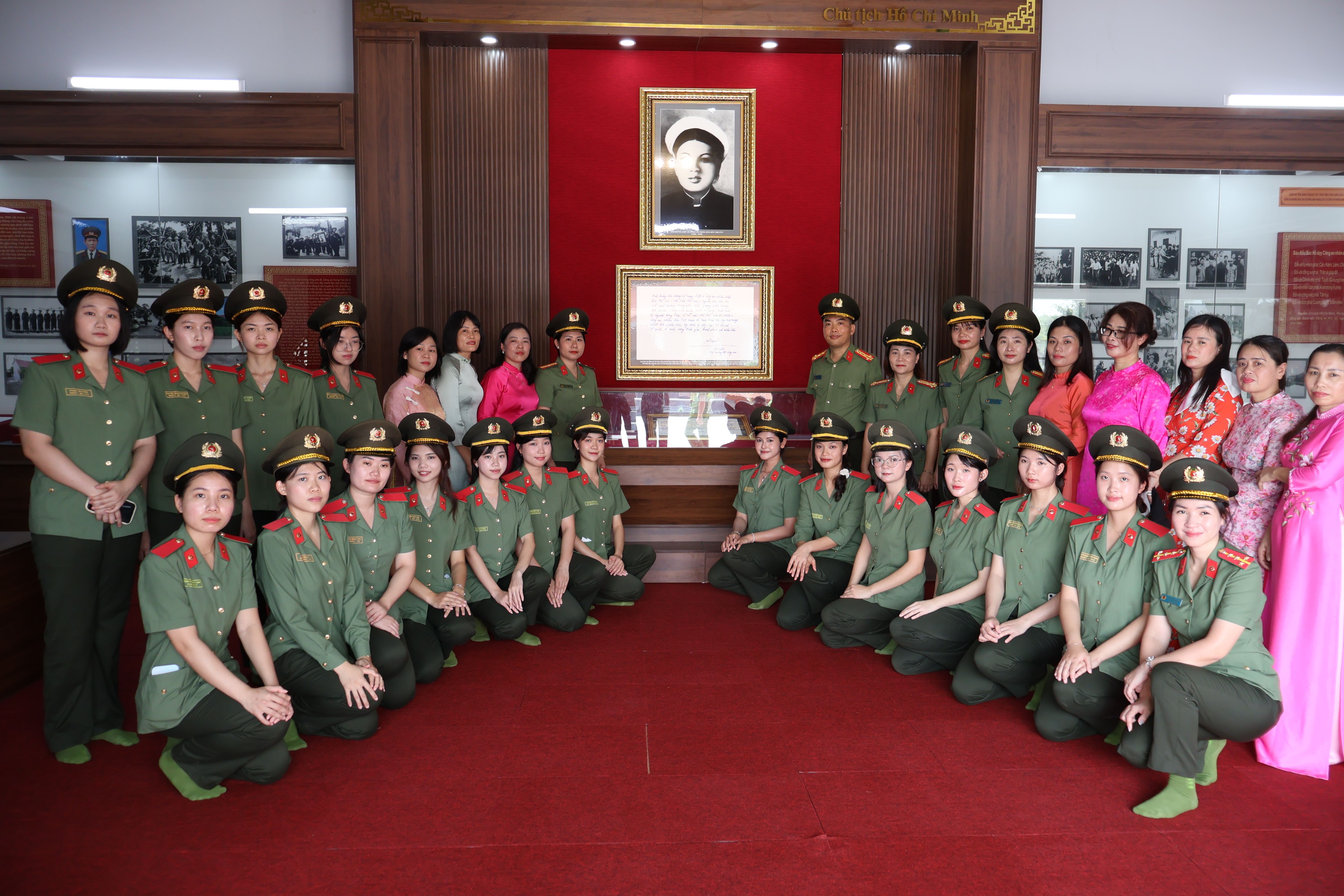 Học viện Chính trị CAND dâng hương tri ân trên quê hương Hưng Yên
