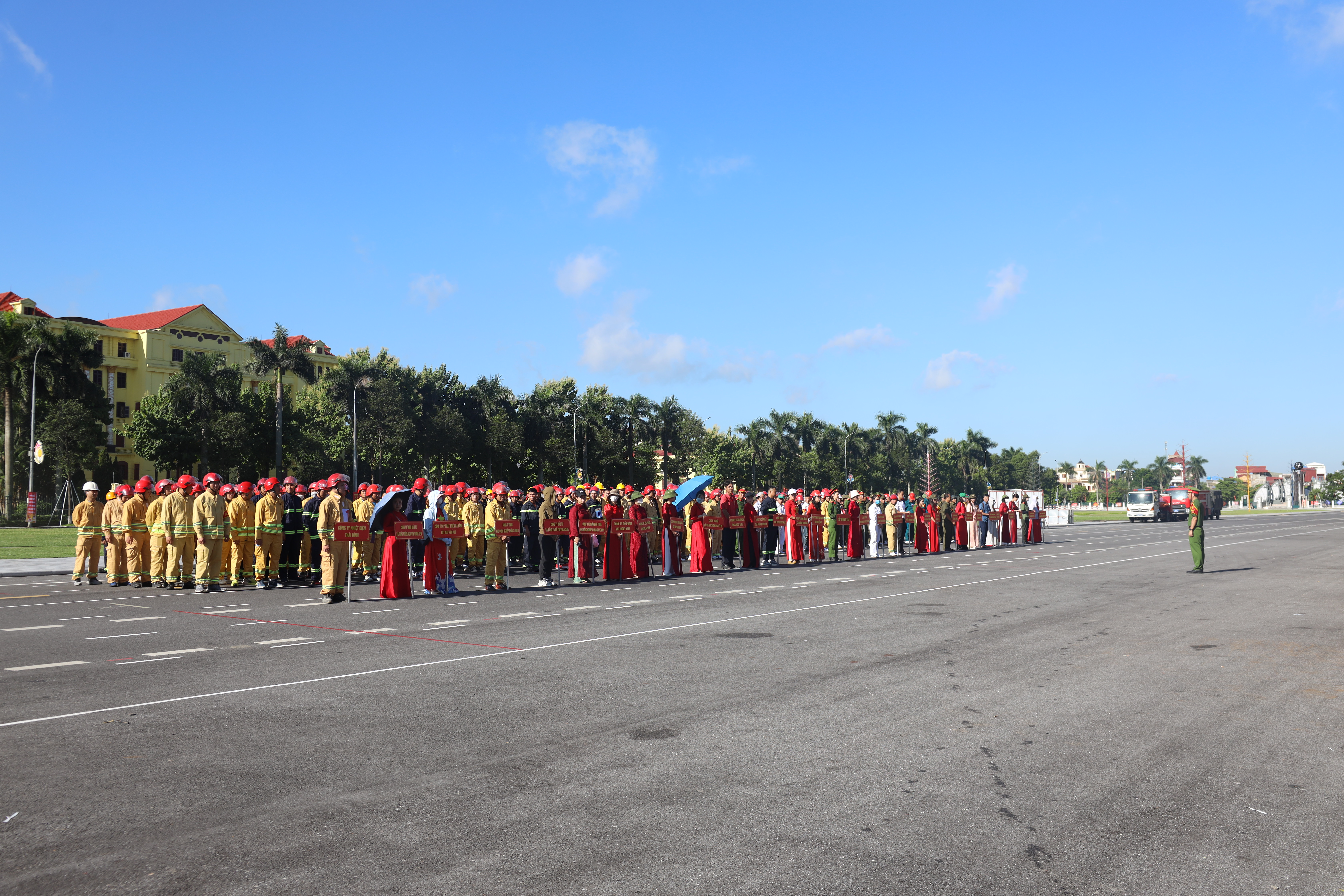 Công an tỉnh Hưng Yên tổng duyệt Hội thao kỹ thuật chữa cháy và cứu nạn, cứu hộ năm 2026
