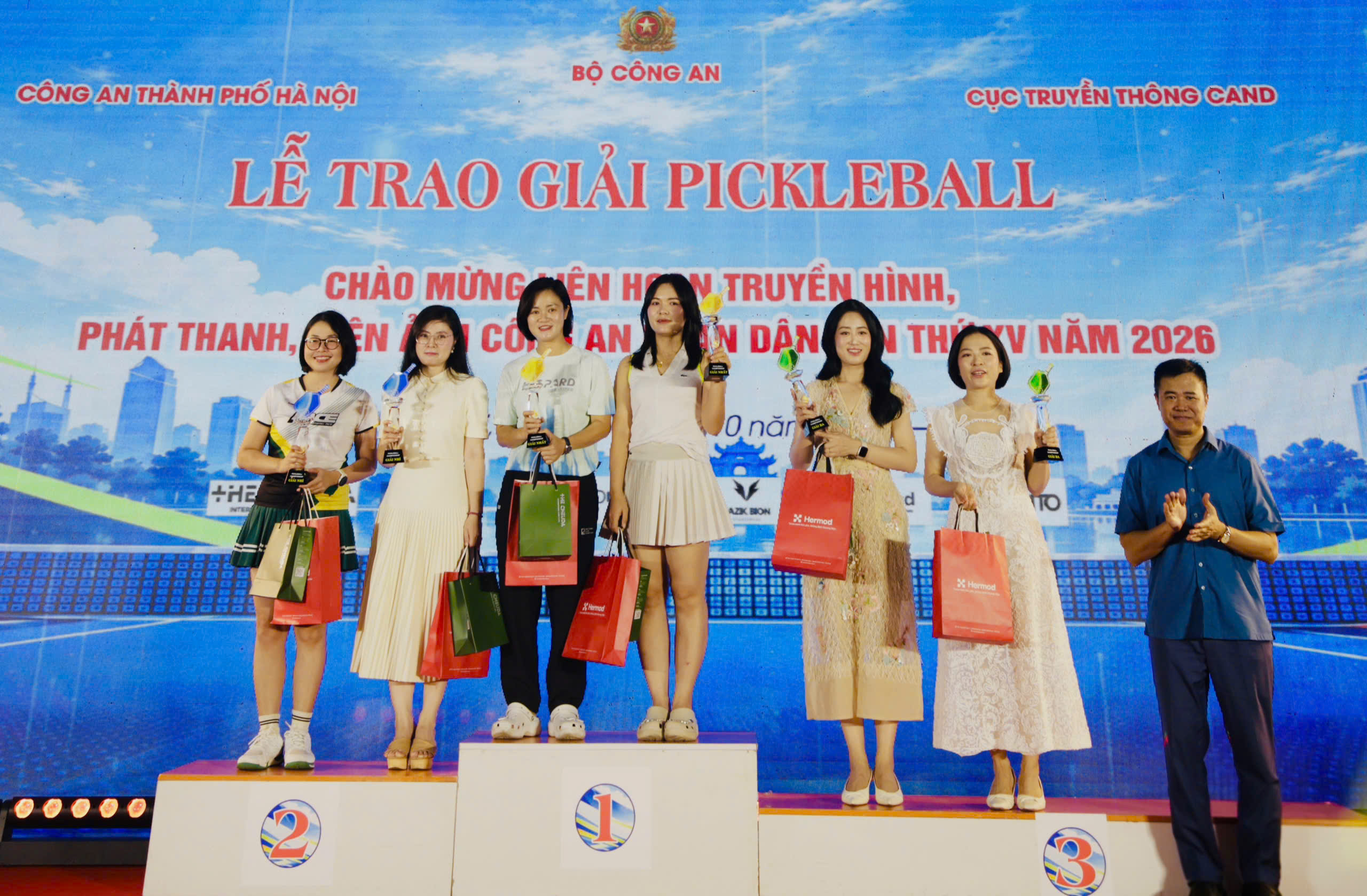 Công an tỉnh Hưng Yên giành Huy chương Vàng đôi nữ môn Pickleball chào mừng Liên hoan Truyền hình, Phát thanh, Điện ảnh Công an nhân dân lần thứ XV năm 2026