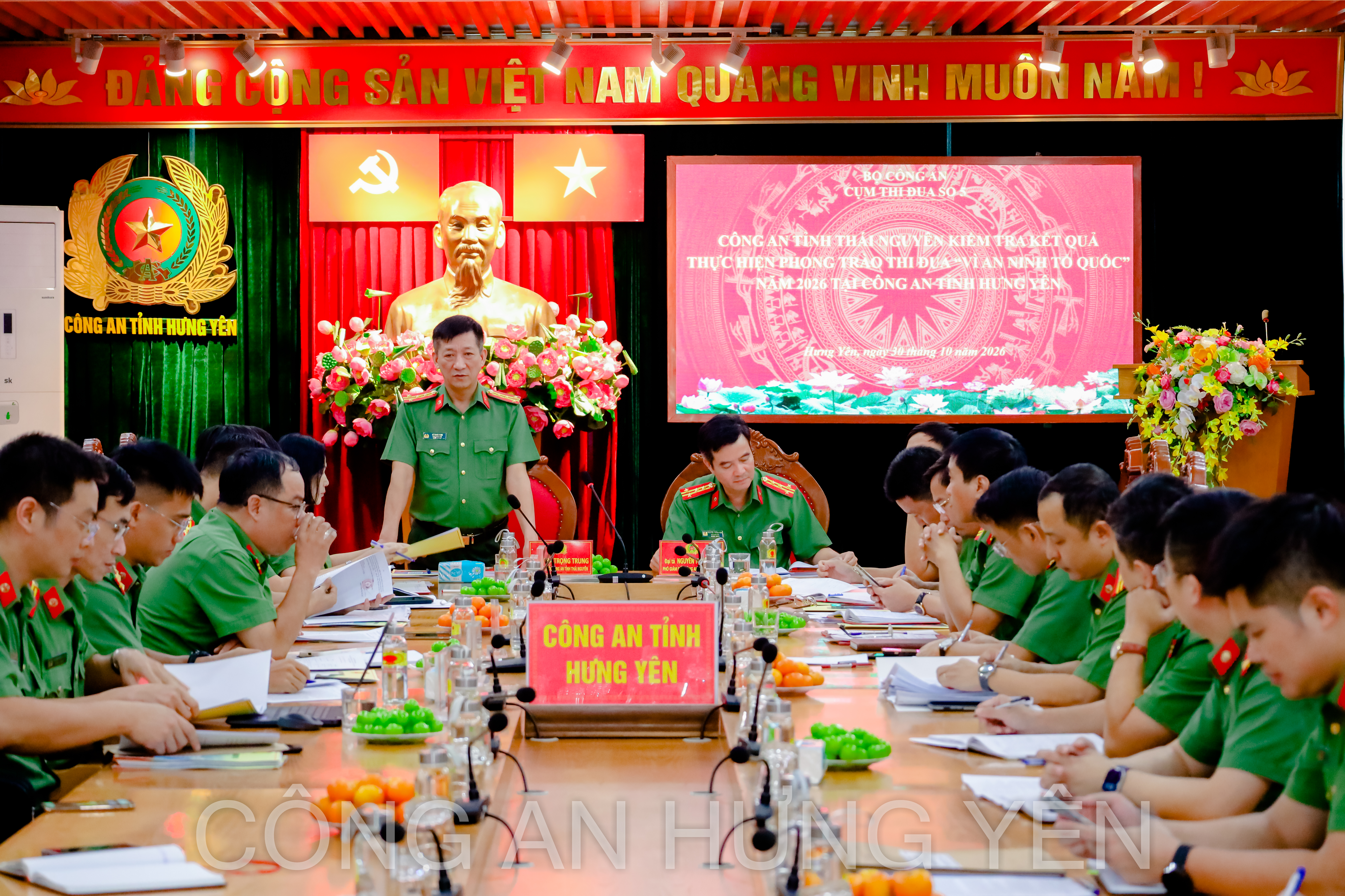Kiểm tra kết quả phong trào thi đua “Vì an ninh Tổ quốc” tại Công an tỉnh Hưng Yên