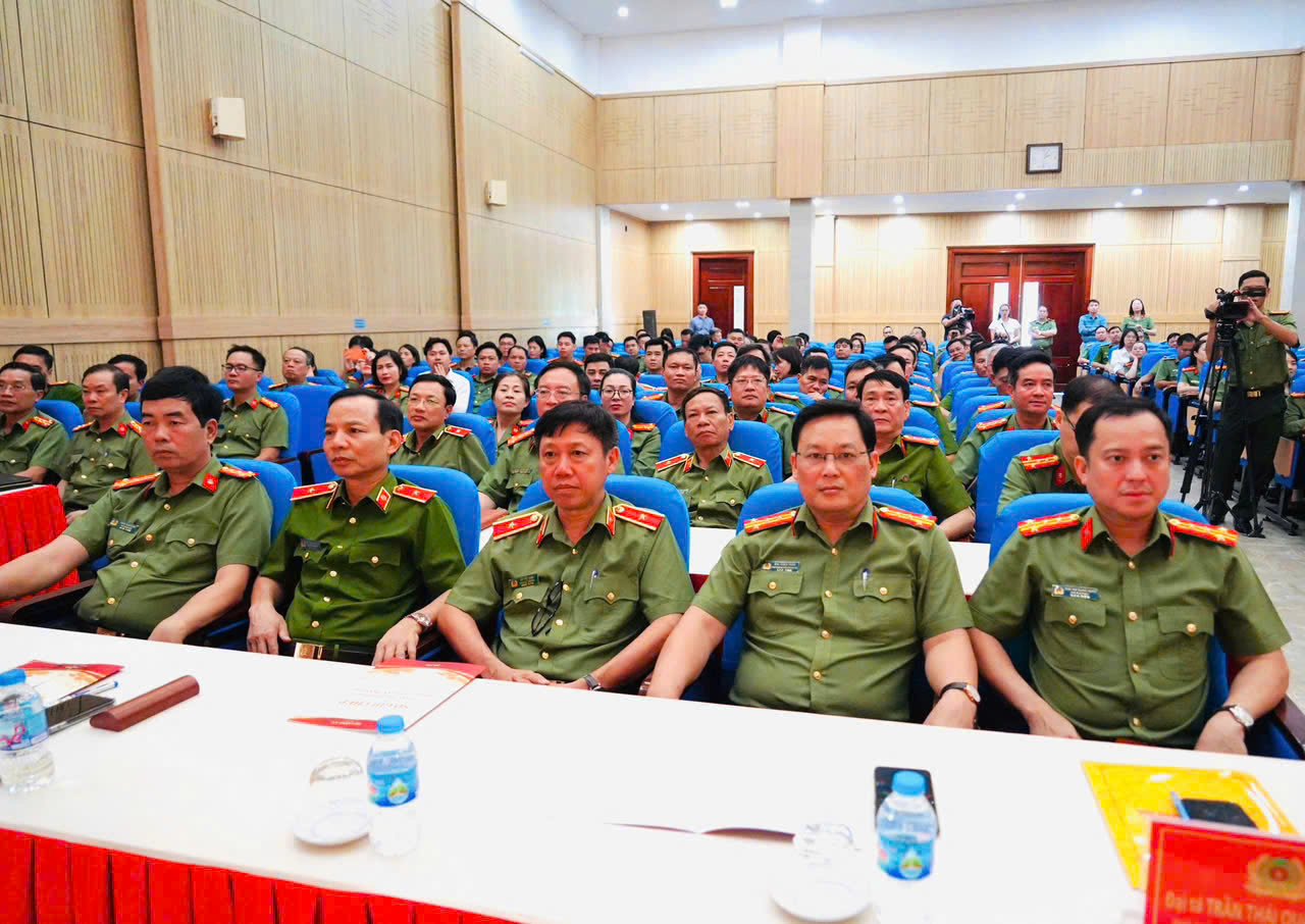 Công an tỉnh Hưng Yên tham gia lớp tập huấn công tác văn hoá trong lực lượng Công an nhân dân khu vực phía Bắc tại tỉnh Thanh Hoá