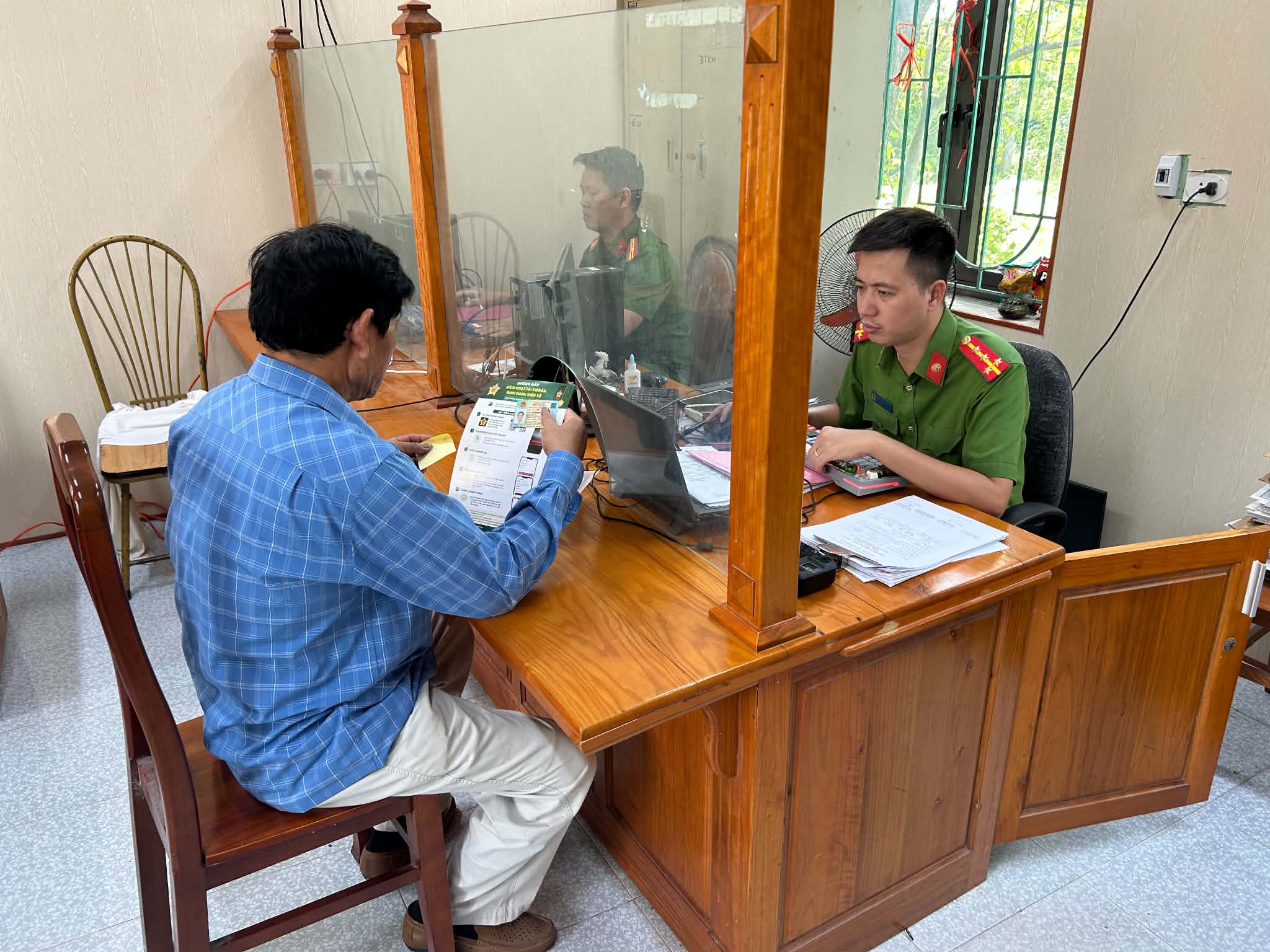 Công an xã Đồng Bằng triển khai chiến dịch 100 ngày tháo gỡ điểm nghẽn chuyển đổi số