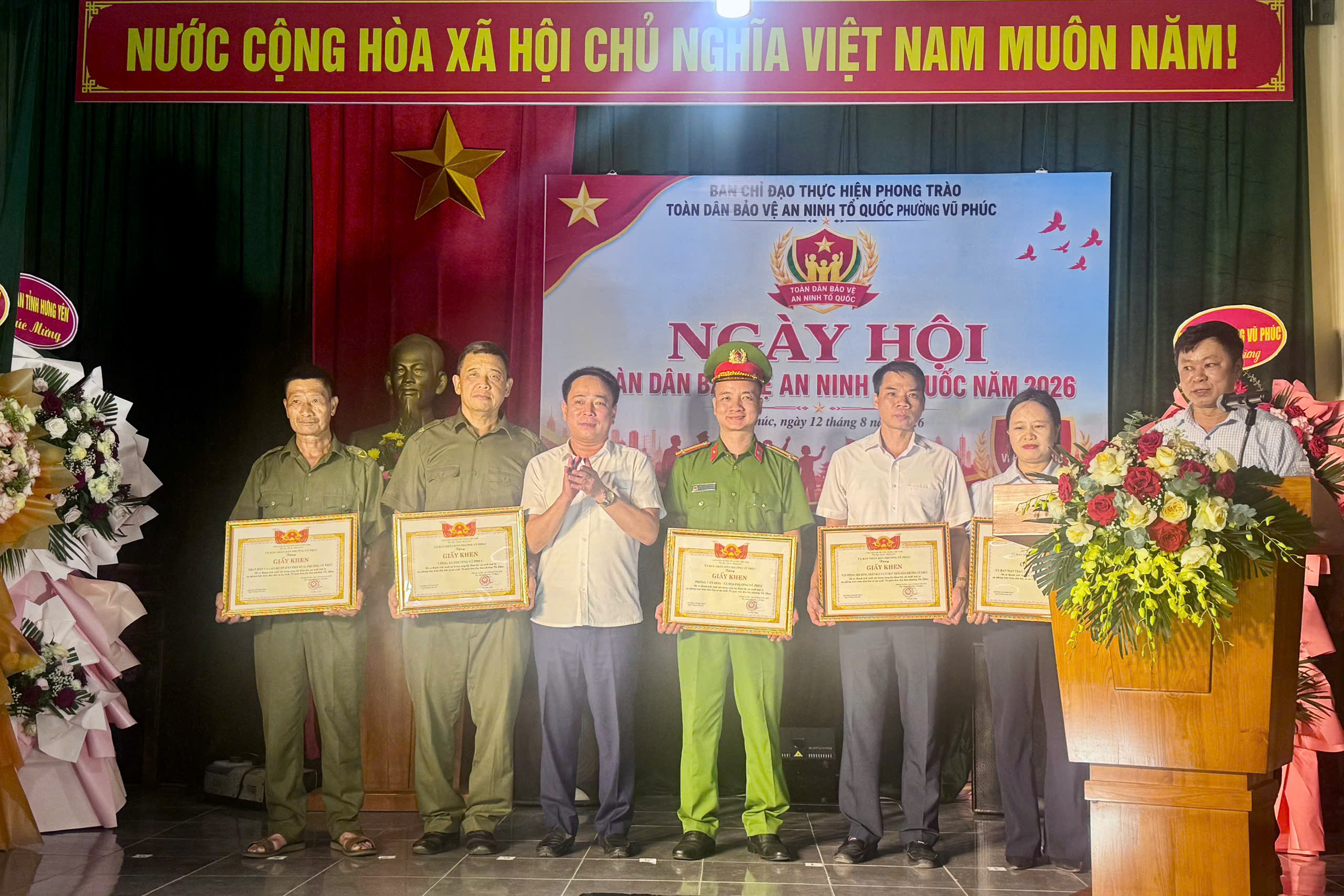 Phường Vũ Phúc: Tổ chức thành công Ngày hội toàn dân bảo vệ an ninh Tổ quốc “điểm” tại tổ dân phố số 14