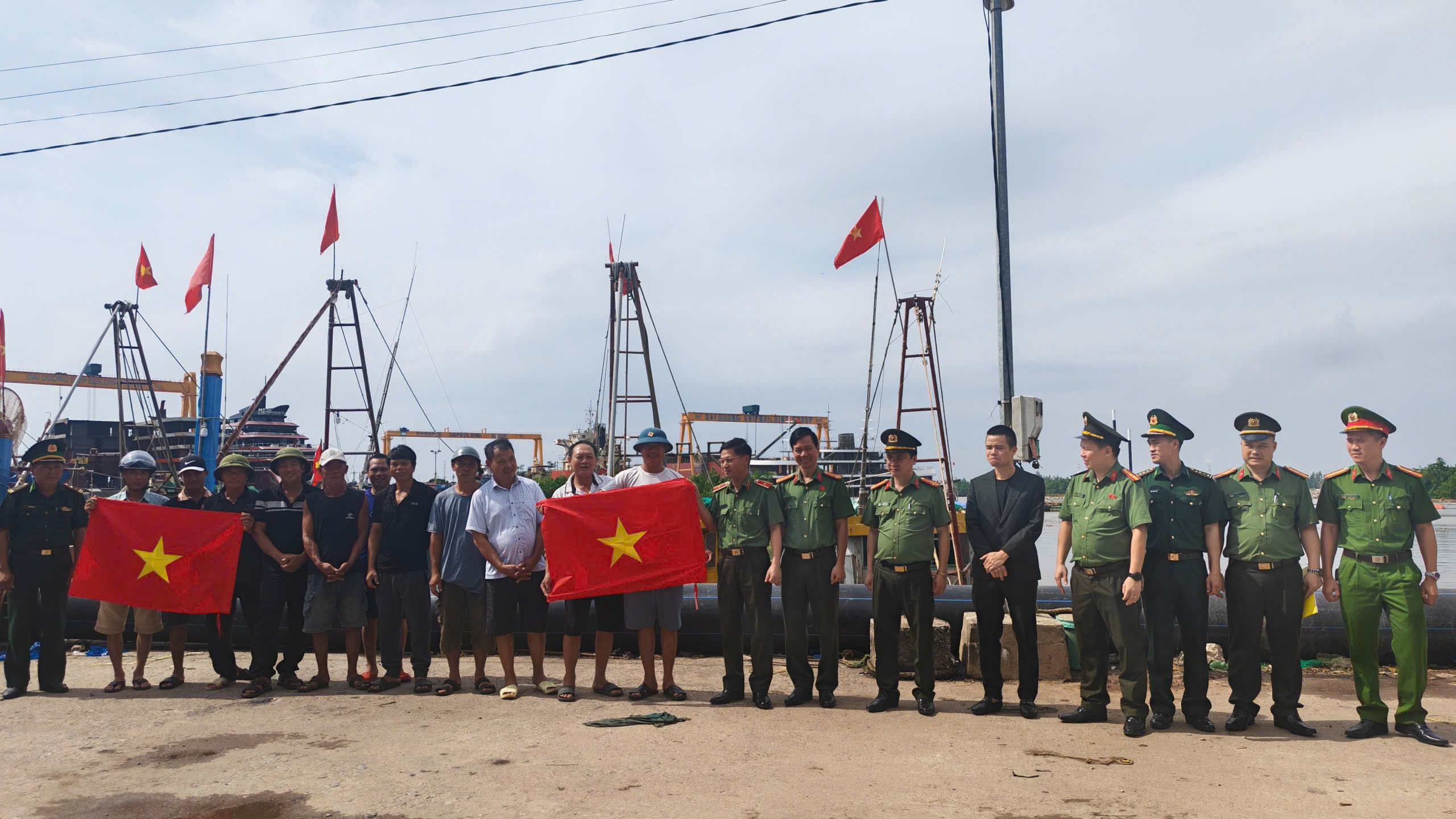 Công an xã Thái Thụy phối hợp Học viện An ninh nhân dân triển khai nhiều hoạt động hướng về cơ sở