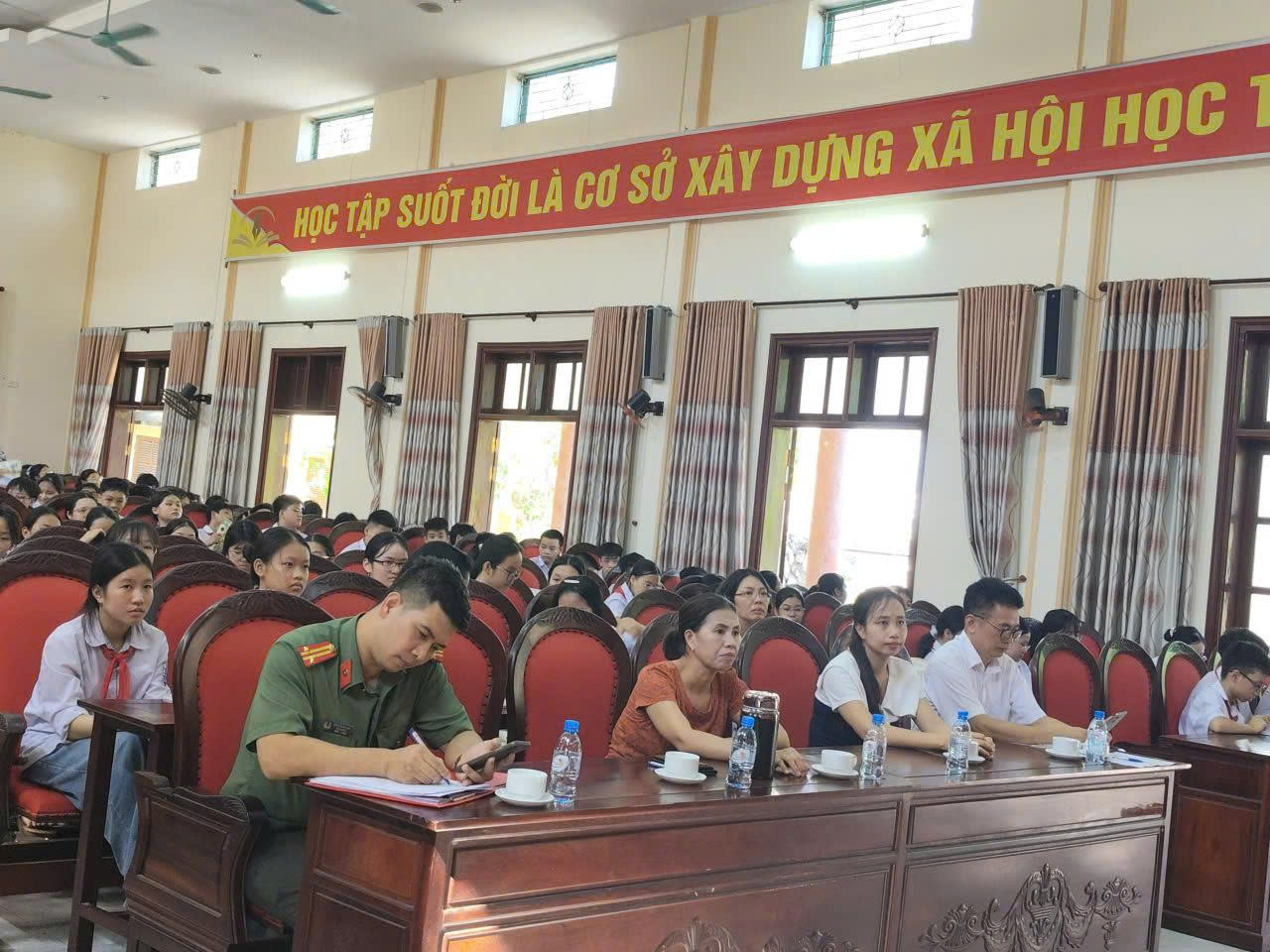 Phòng Tham mưu tuyên truyền, phổ biến pháp luật tại Trường THCS Vũ Thư