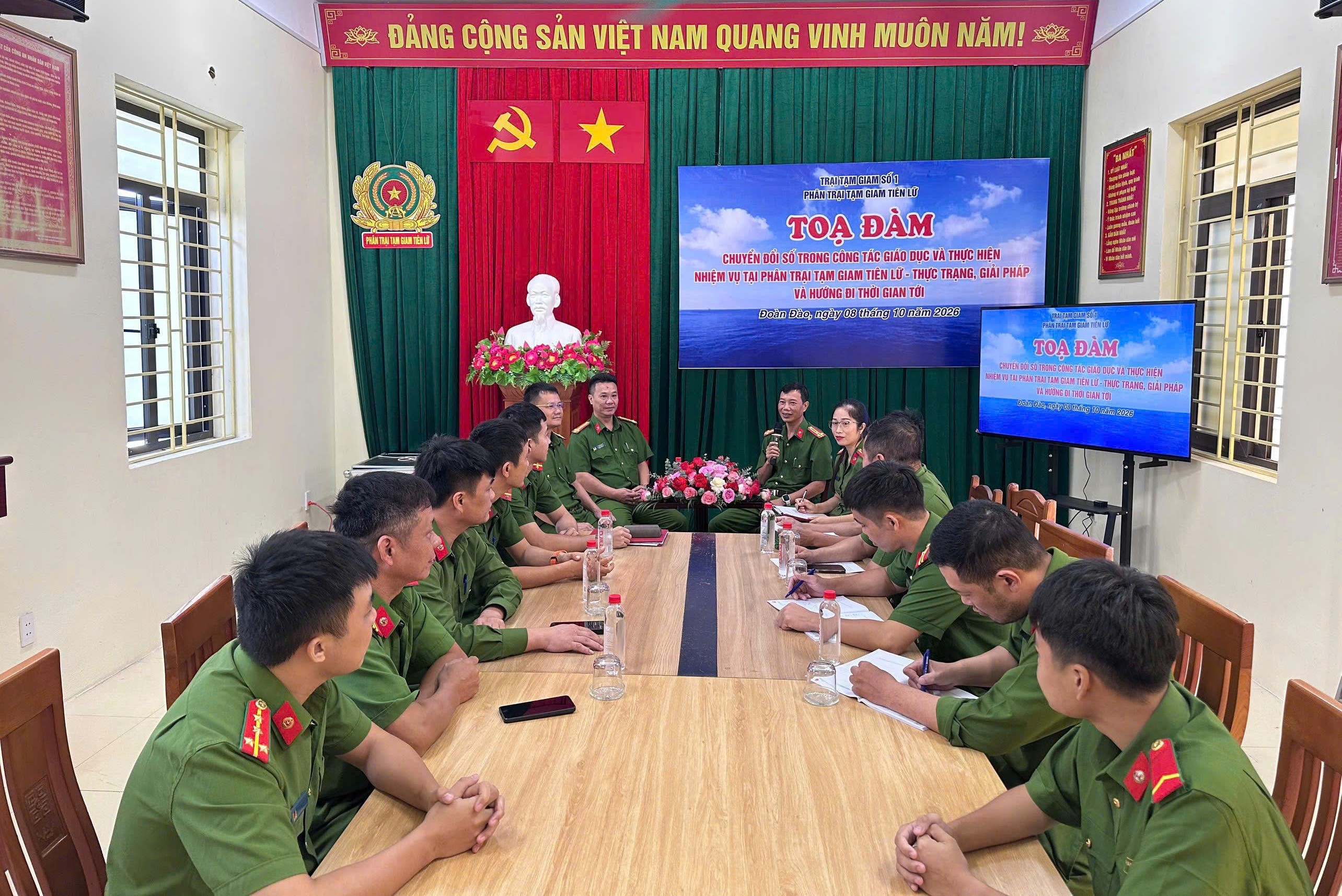 Phân trại tạm giam Tiên Lữ đẩy mạnh chuyển đổi số, nâng cao hiệu quả công tác quản lý, giáo dục