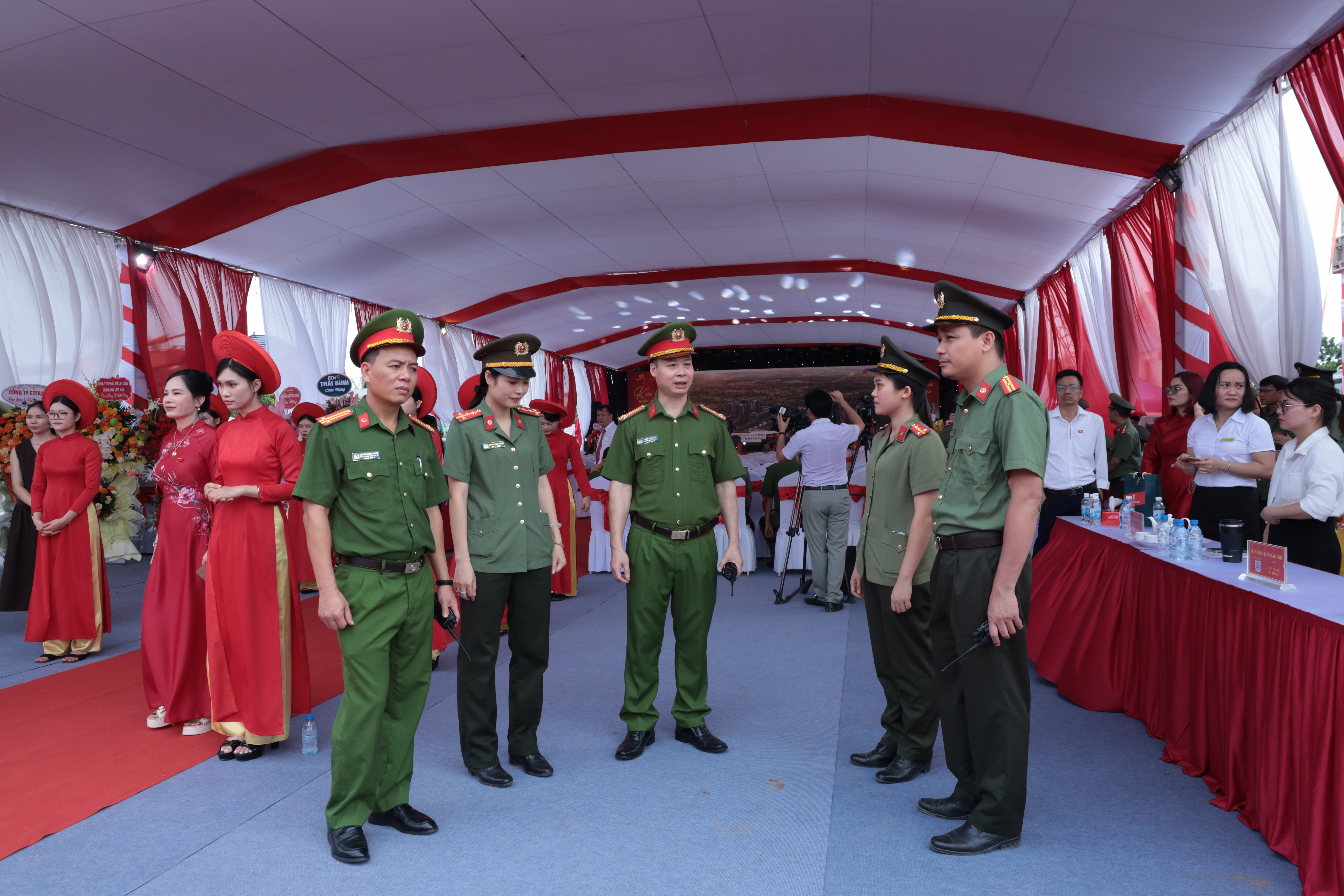 Công an tỉnh Hưng Yên bảo đảm tuyệt đối an ninh, hậu cần phục vụ Lễ khởi công Dự án nhà ở cho lực lượng vũ trang Công an nhân dân