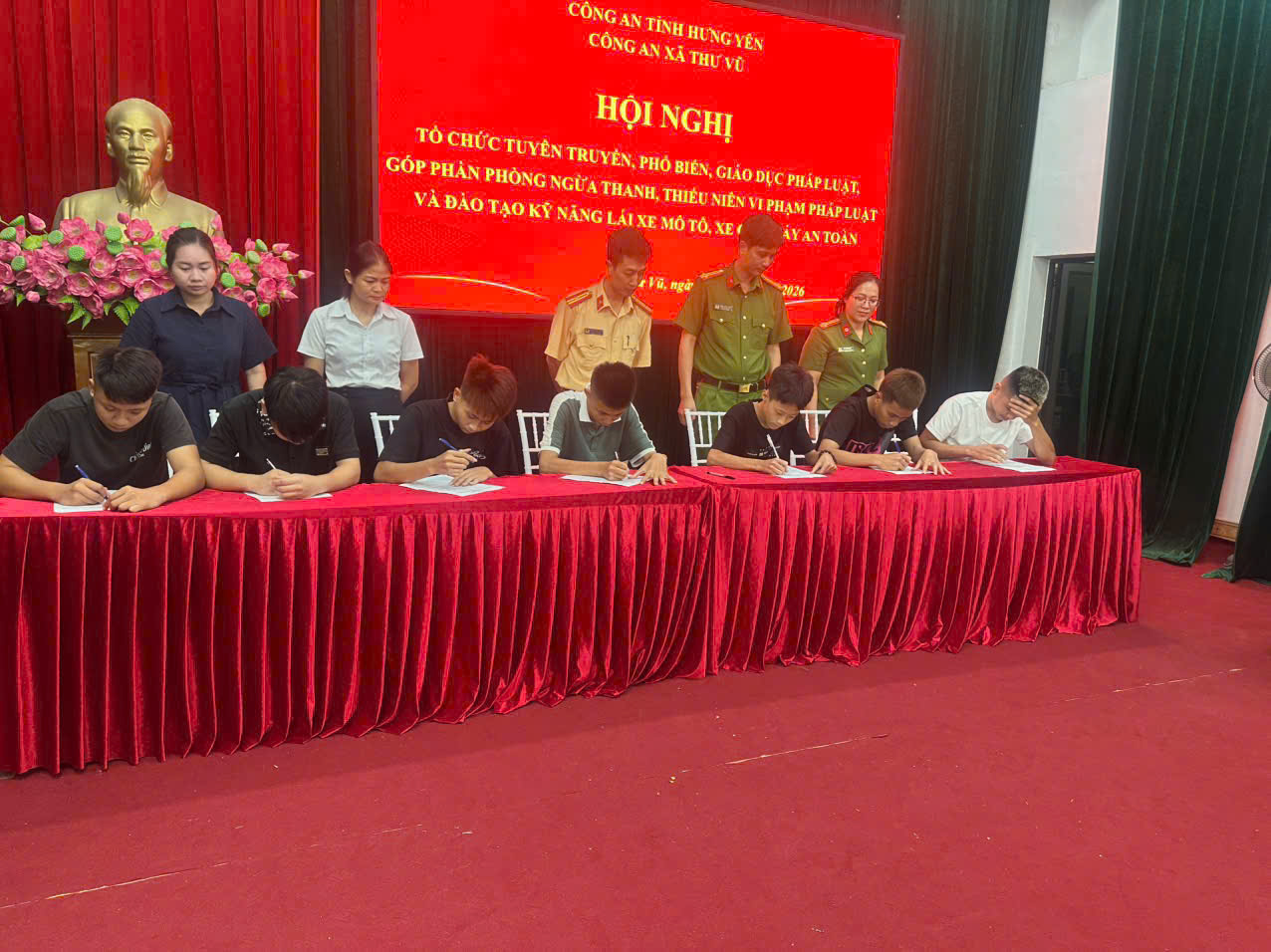 Hiệu quả từ mô hình dân vận khéo “Chung tay vì thế hệ trẻ xã Thư Vũ”