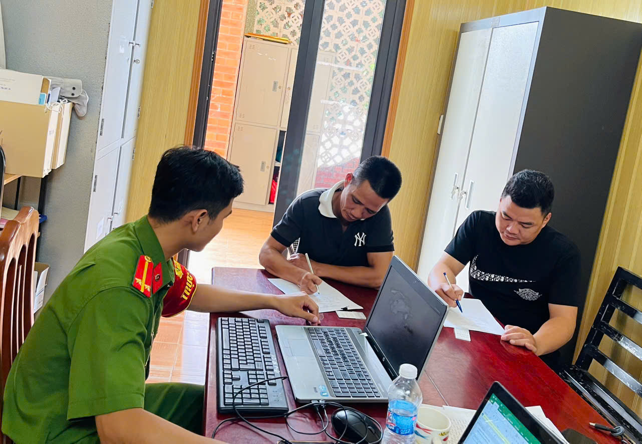 Công an xã Nguyễn Du nâng cao hiệu quả công tác gọi hỏi, cảm hóa, giáo dục đối tượng liên quan đến ma túy từ cơ sở