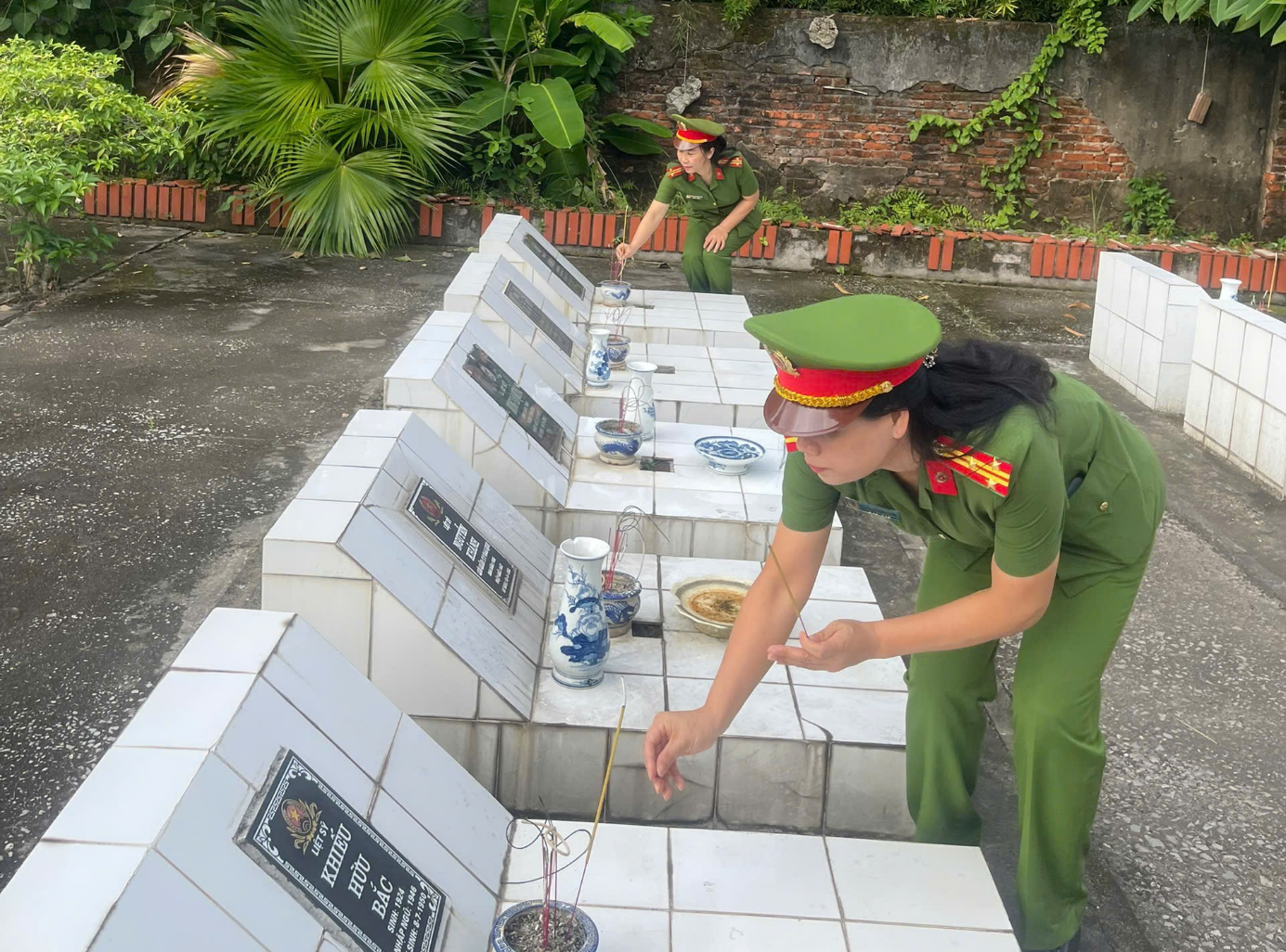 Công an phường Trần Hưng Đạo tổ chức các hoạt động tri ân nhân dịp Kỷ niệm 79 năm ngày Thương binh, liệt sĩ (27/7/1947-27/7/2026)