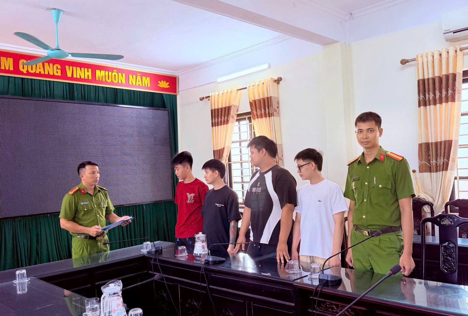 Quyết liệt đấu tranh với tội phạm lợi dụng dữ liệu cá nhân và tài khoản ngân hàng