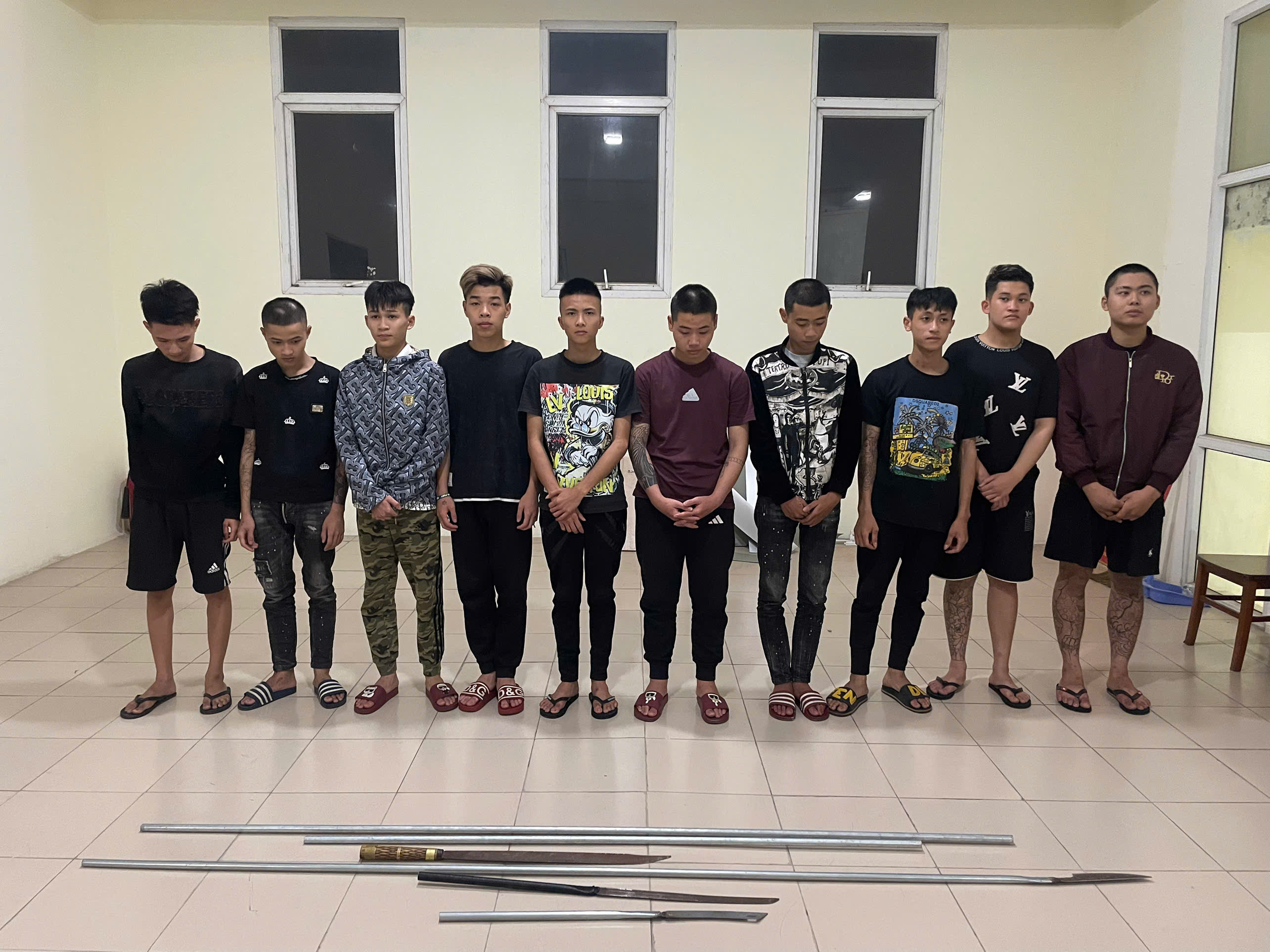 Phòng Cảnh sát Hình sự - Công an tỉnh Hưng Yên khởi tố vụ án, Khởi tố 07 bị can về hành vi gây rối trật tự công cộng.