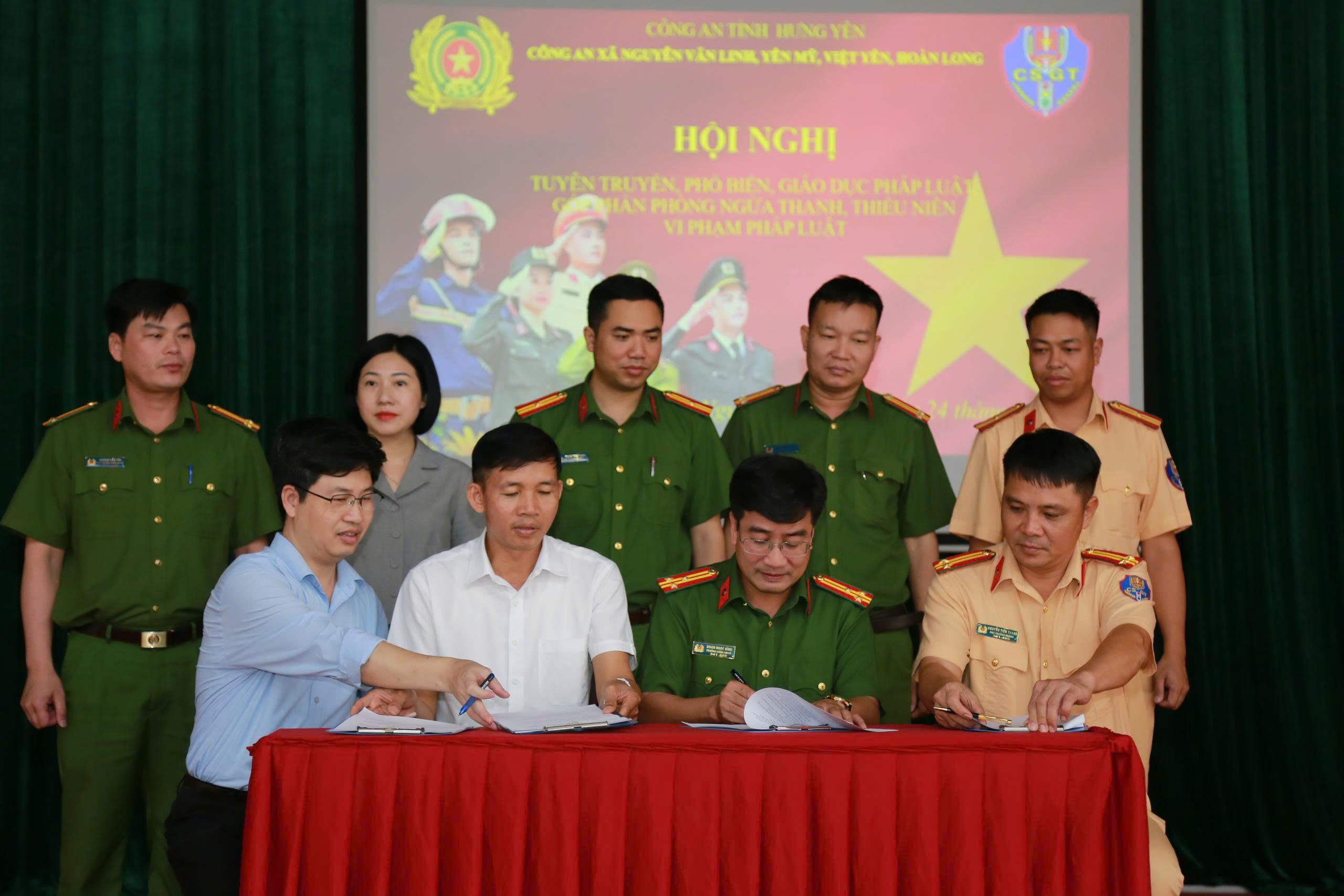 Công an xã Nguyễn Văn Linh phối hợp tổ chức Hội nghị tuyên truyền, phổ biến pháp luật, góp phần phòng ngừa thanh, thiếu niên vi phạm pháp luật