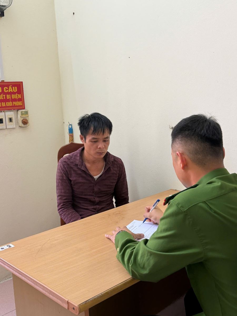 Công an xã Nam Tiên Hưng: kiên quyết đấu tranh, không khoan nhượng với tội phạm và tệ nạn ma tuý