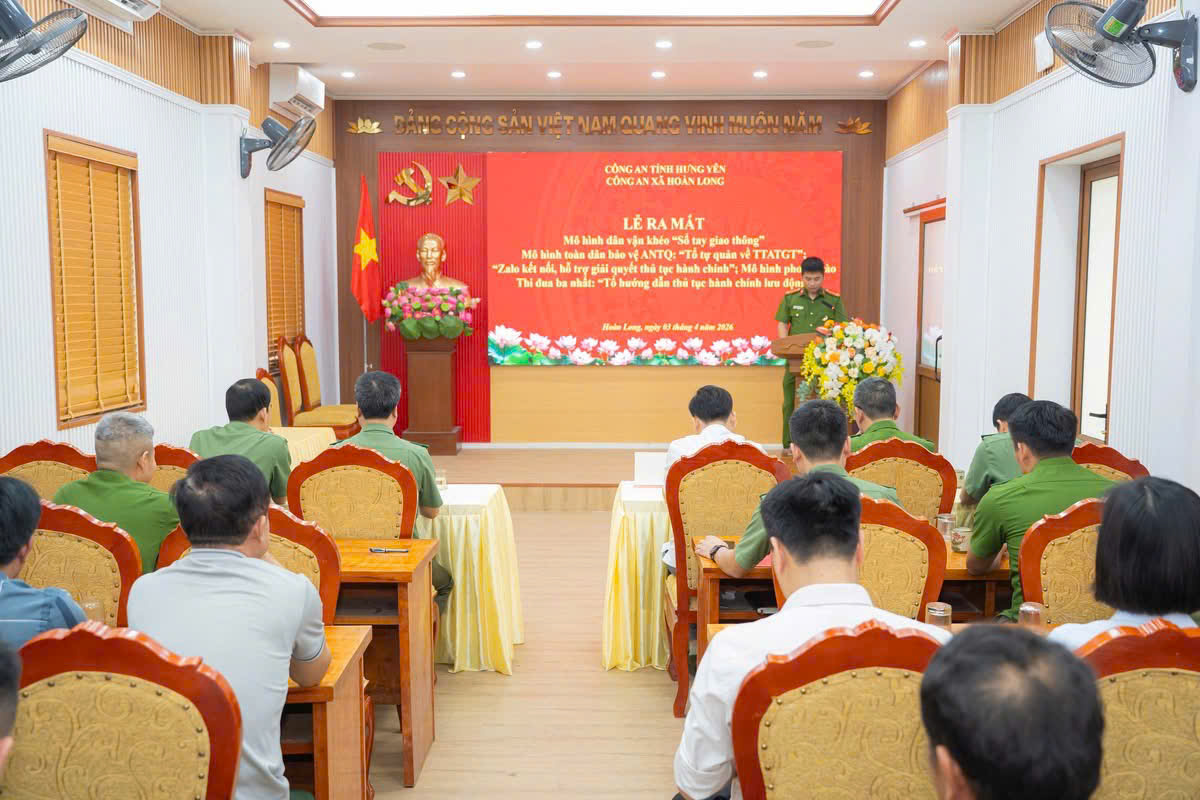 CÔNG AN XÃ HOÀN LONG RA MẮT 04 MÔ HÌNH TIÊU BIỂU, GÓP PHẦN GIỮ VỮNG ANTT, GẦN DÂN – SÁT DÂN, THÚC ĐẨY PHÁT TRIỂN KINH TẾ - XÃ HỘI