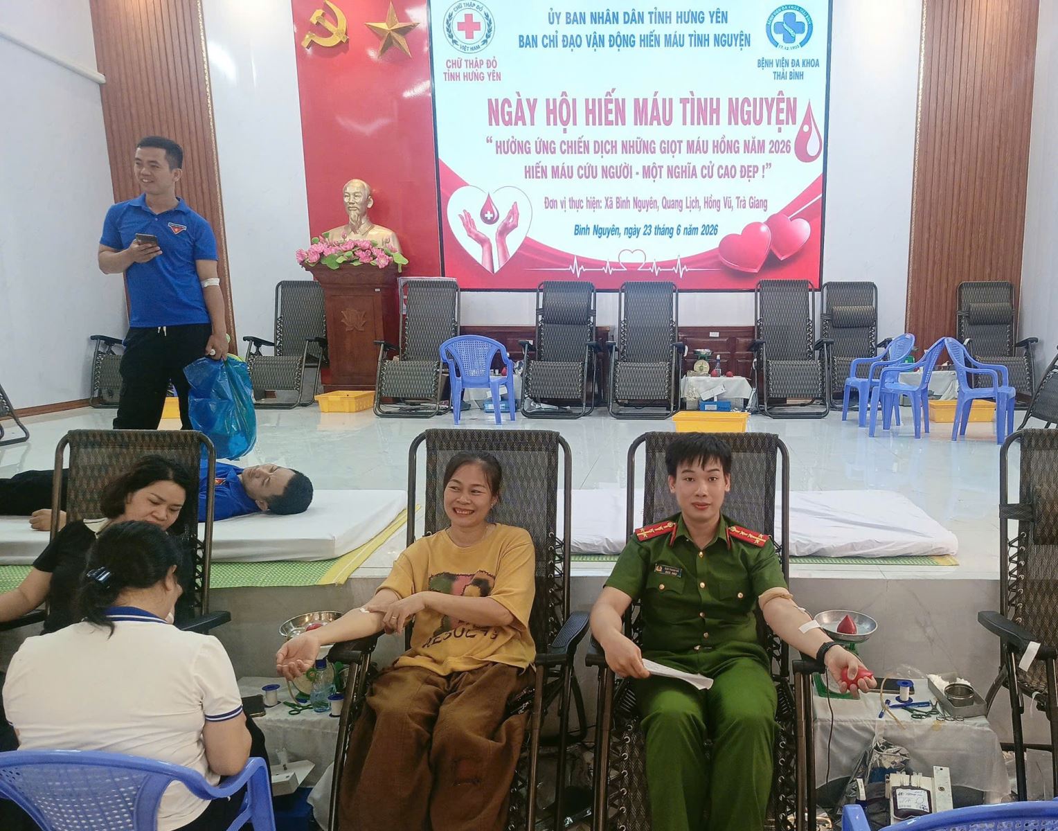 Công an xã Trà Giang tích cực tham gia ngày hội  hiến máu tình nguyện năm 2026