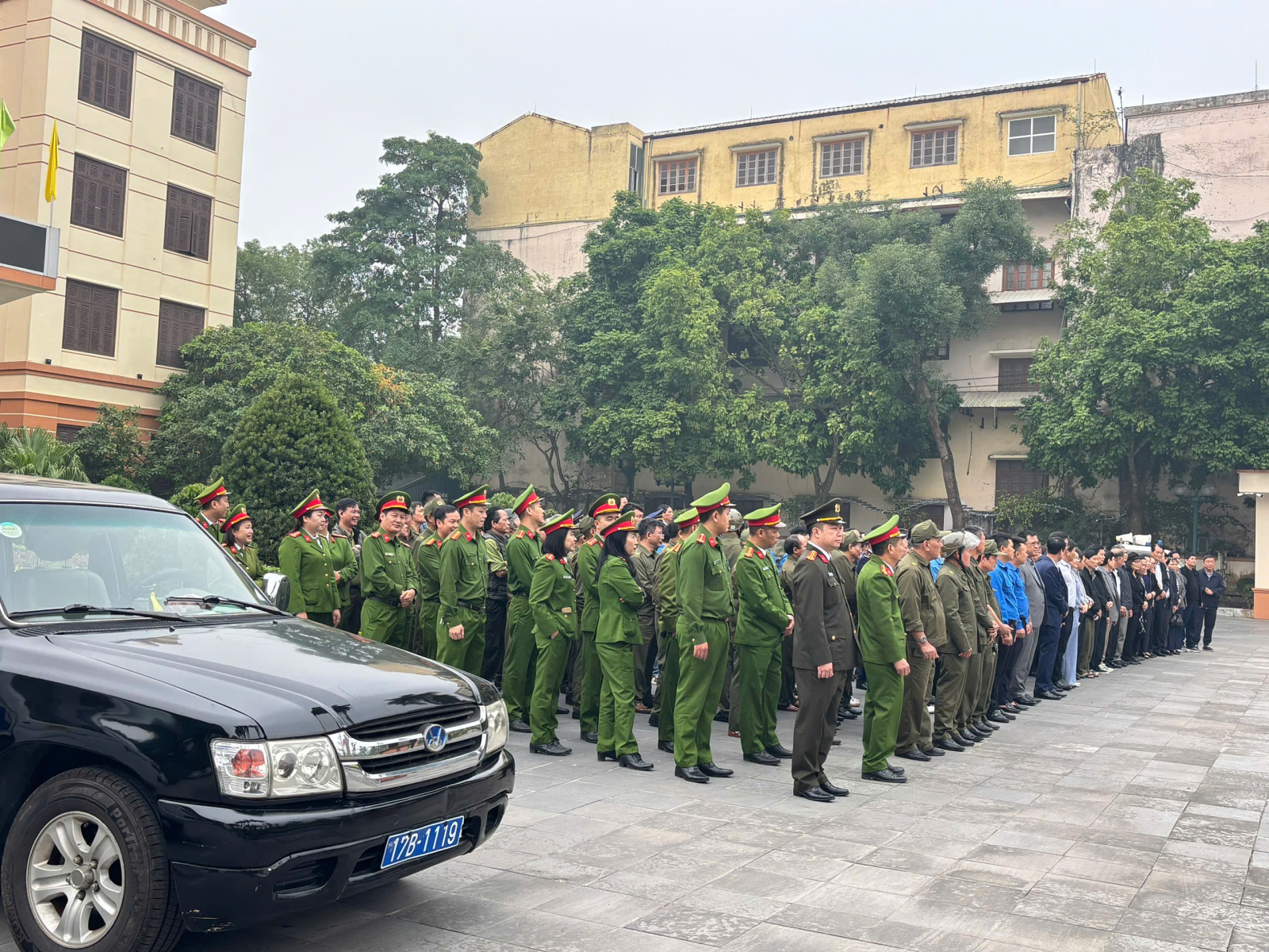 Công an phường Trần Hưng Đạo quyết liệt triển khai các biện pháp công tác công an, bảo đảm tốt ANTT đợt cao điểm tấn công trấn áp tội phạm