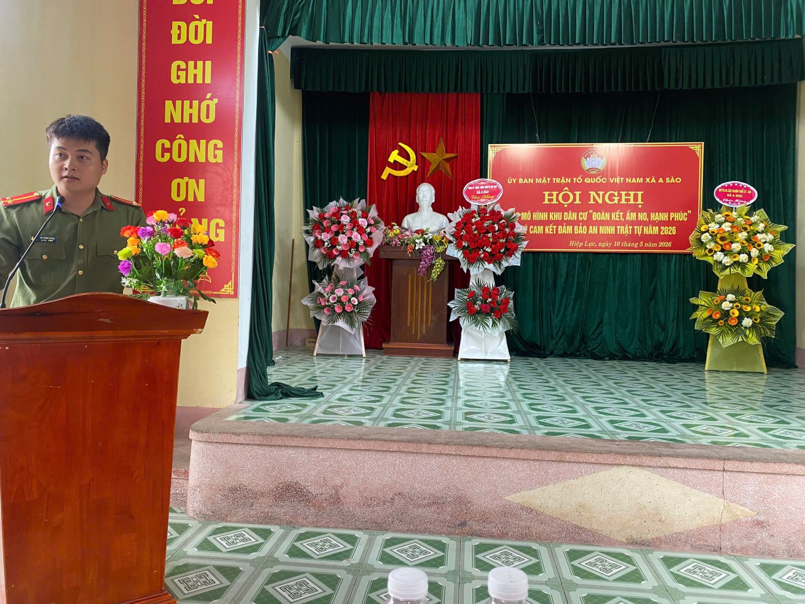 Công an xã A Sào tuyên truyền phòng ngừa tội phạm sử dụng công nghệ cao tại thôn Hiệp Lực, xã A Sào