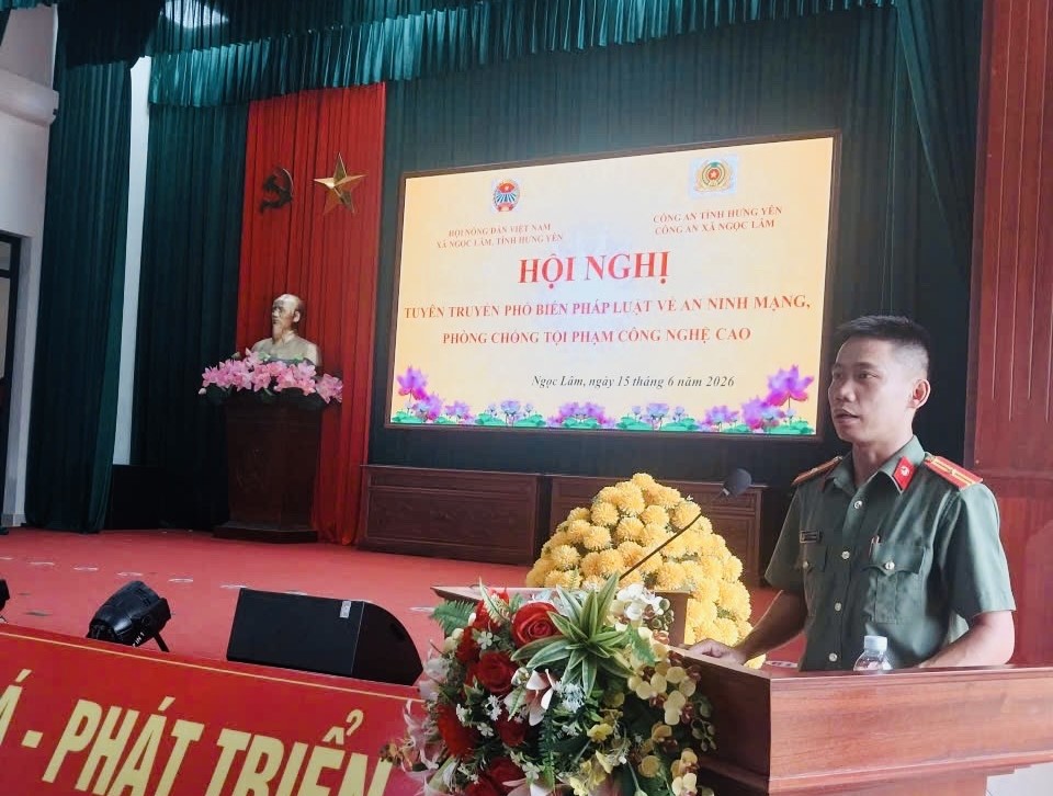 Công an xã Ngọc Lâm tuyên truyền phổ biến pháp luật về an ninh mạng, phòng chống tội phạm công nghệ cao cho Hội viên Hội nông dân trên địa bàn xã