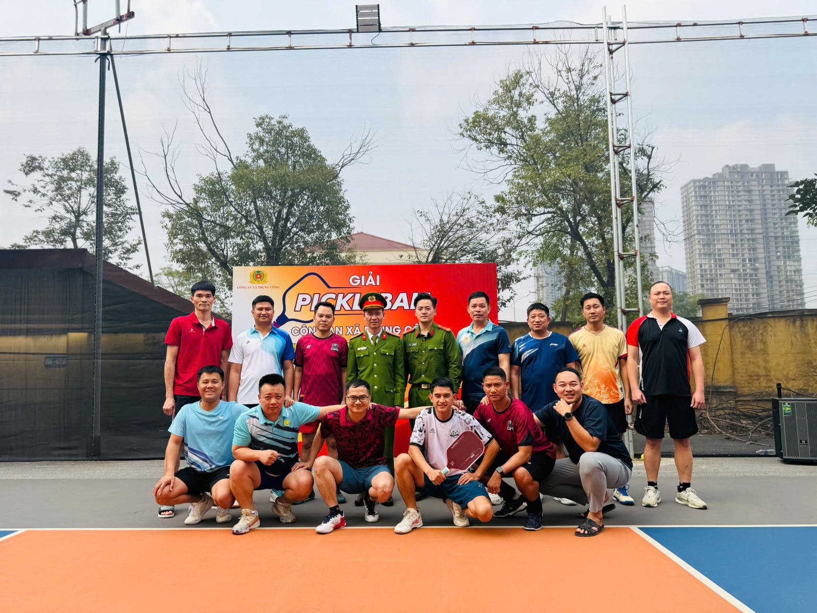 Công an xã Phụng Công tổ chức giải pickleball chào mừng thành công bầu cử và kỷ niệm 95 năm Ngày thành lập đoàn TNCS Hồ Chí Minh (26/3/1931-26/3/2026)