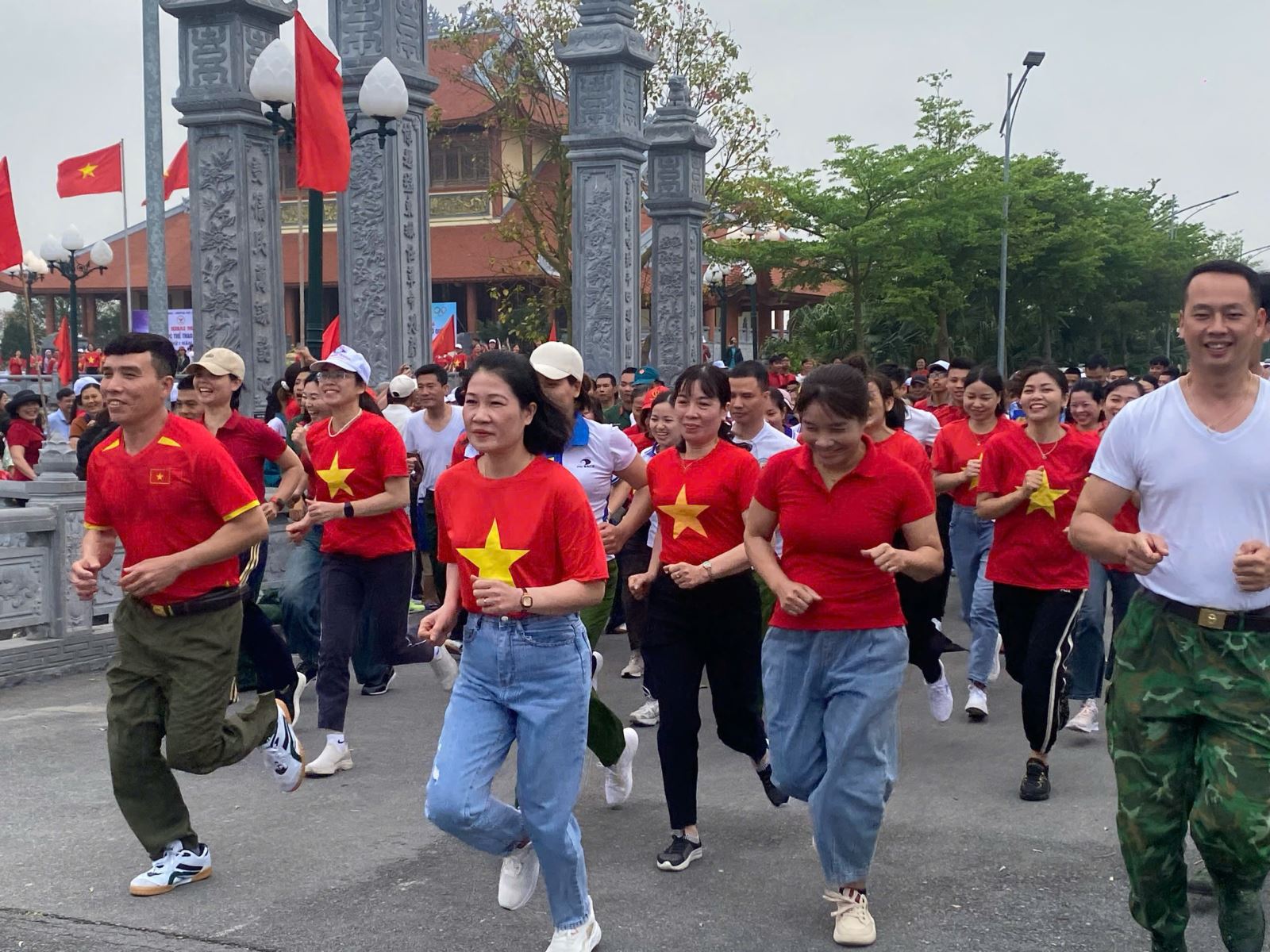 Công an xã Đồng Châu tham mưu, tổ chức Ngày chạy Olympic vì sức khỏe toàn dân