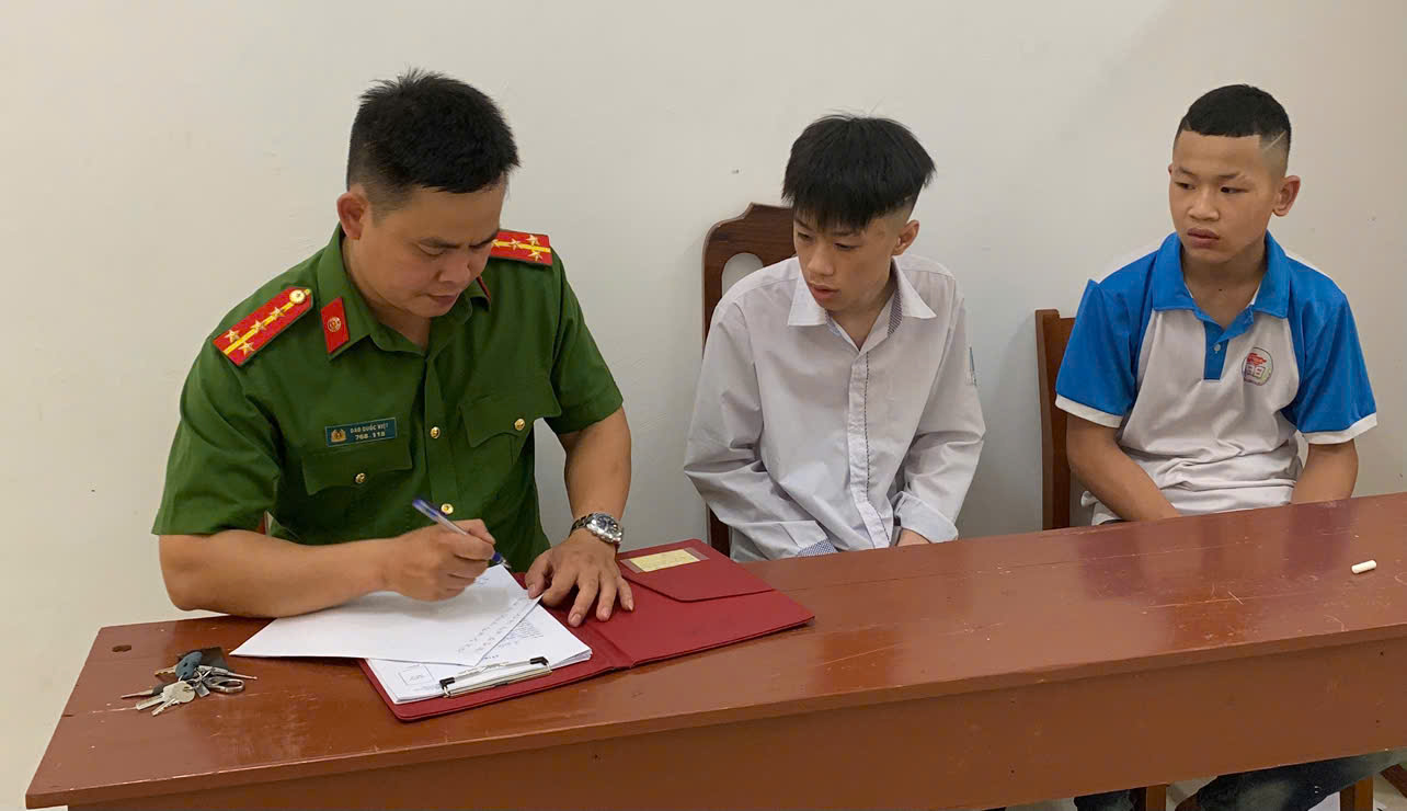 Công an xã Hồng Minh phối hợp nhà trường giáo dục học sinh cá biệt - giải pháp thiết thực góp phần giữ vững an ninh trật tự trên địa bàn