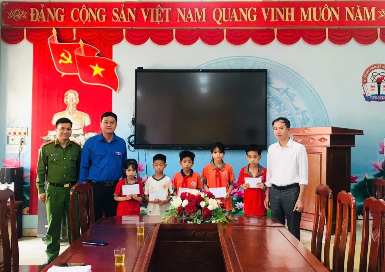 Tuổi trẻ Công an xã Vũ Quý: Sôi nổi nhiều hoạt động thiết thực trong “Tháng Thanh niên”