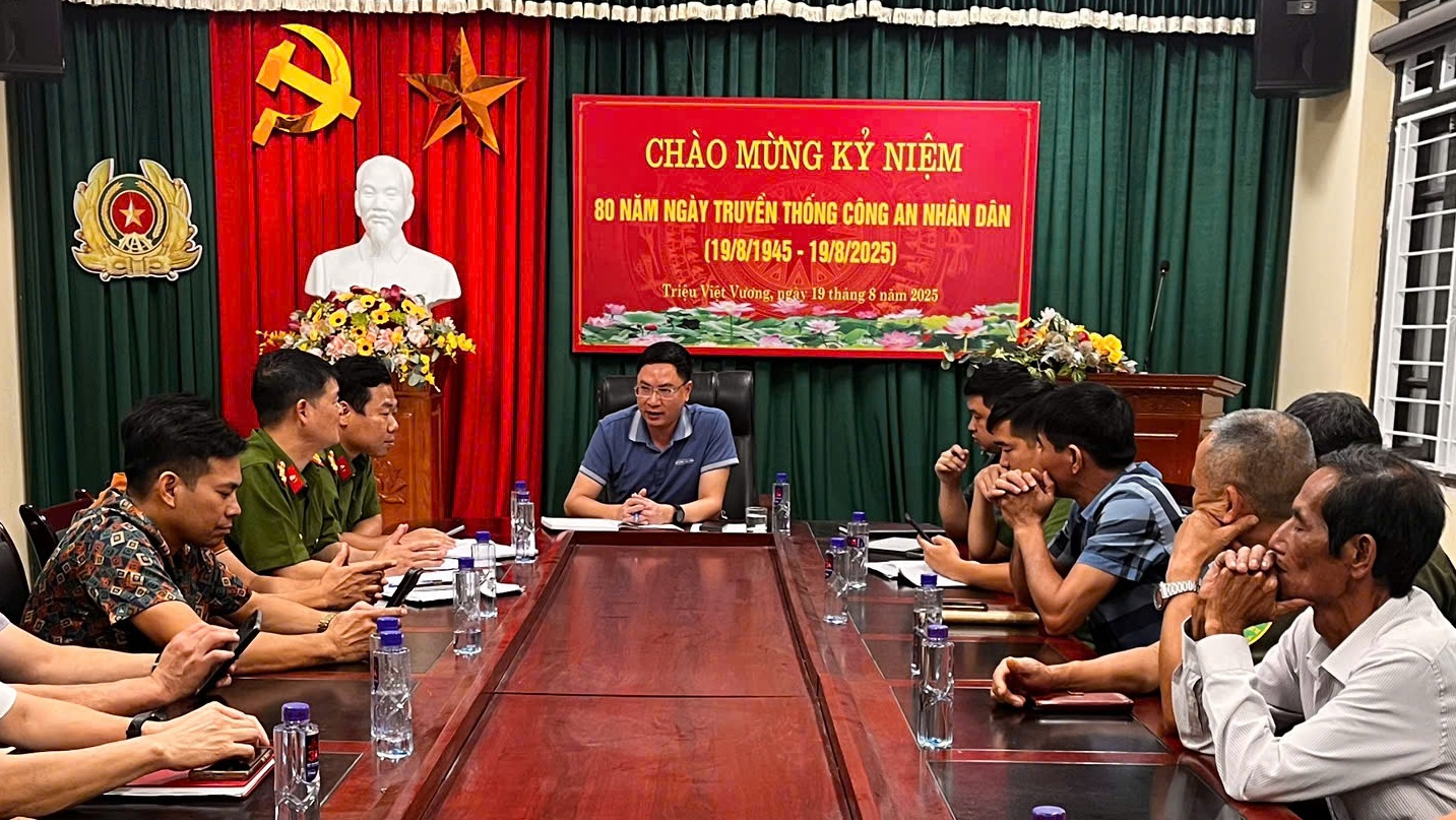 Công an xã Triệu Việt Vương đẩy nhanh tiến độ cấp định danh mức 2