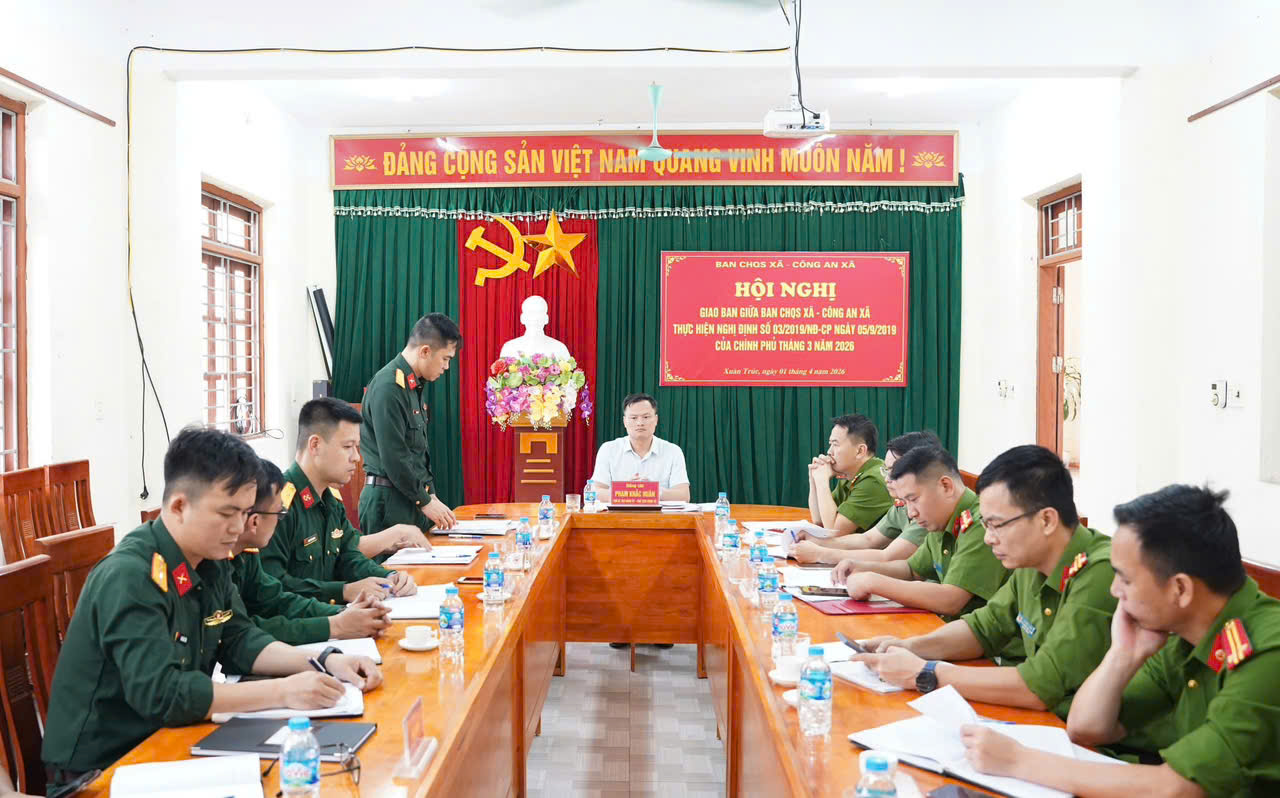 Công an xã Xuân Trúc phối hợp với Ban chỉ huy Quân sự xã Xuân Trúc tổ chức Hội nghị giao ban đánh giá kết quả phối hợp thực hiện Nghị định số 03/2019/NĐ-CP của Chính phủ tháng 3/2026