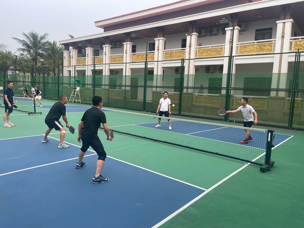 Công an xã Phụng Công tổ chức hoạt động thể thao nhân kỷ niệm thành lập 80 năm lực lượng Tham mưu Công an nhân dân (18/4/1946-18/4/2026)