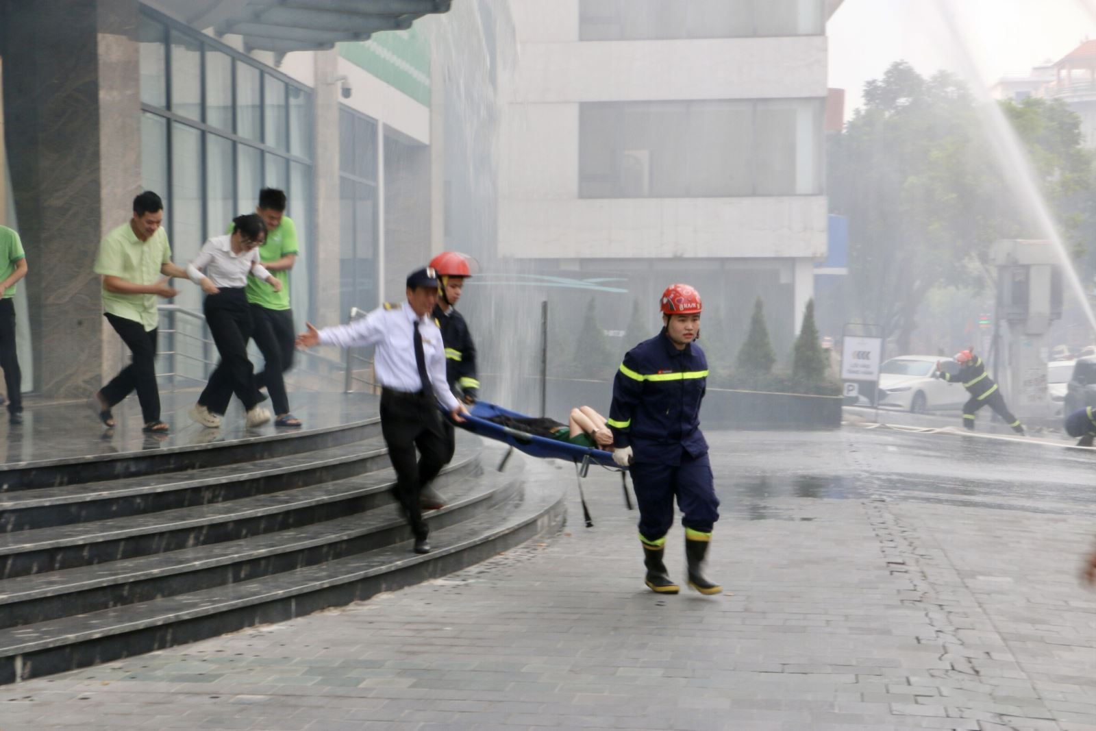 Phòng Cảnh sát PCCC và CNCH tổ chức huấn luyện nghiệp vụ và thực tập phương án chữa cháy tại Công ty cổ phần tập đoàn ThaiBinh Seed