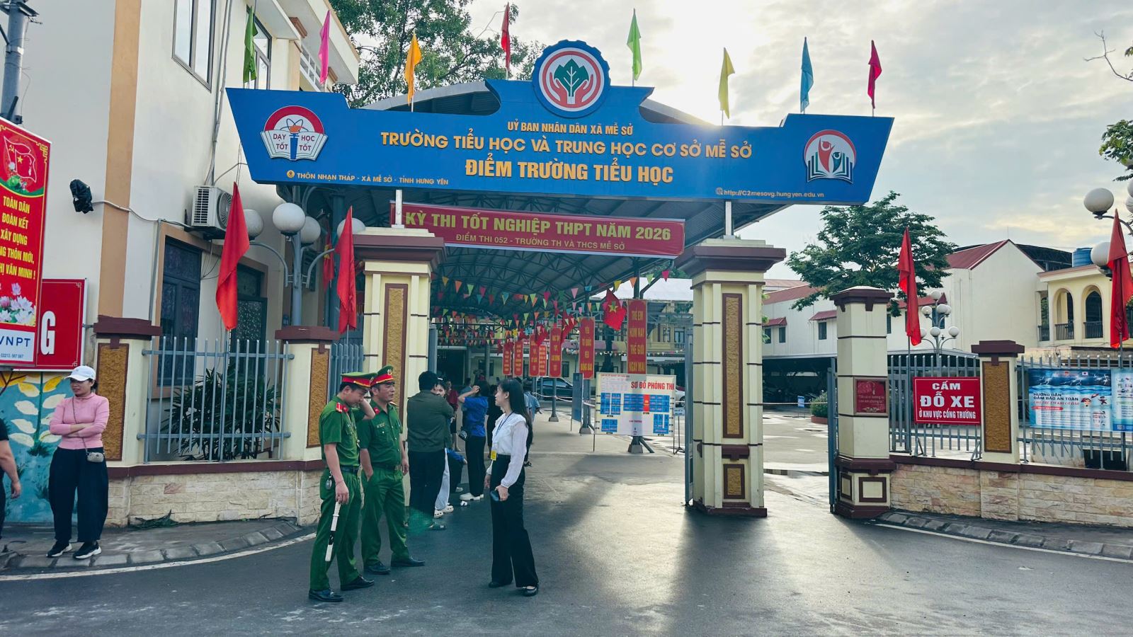 Công an xã Mễ Sở kiểm tra công tác PCCC, tăng cường bảo đảm an ninh, trật tự trước, trong và sau kỳ thi tốt nghiệp THPT năm 2026.